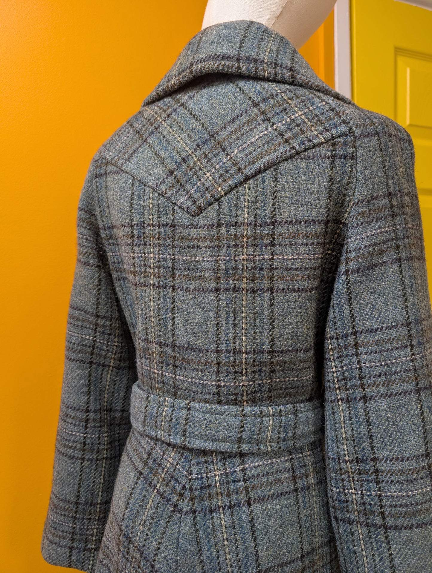1970s wool blend coat, belt & scarf