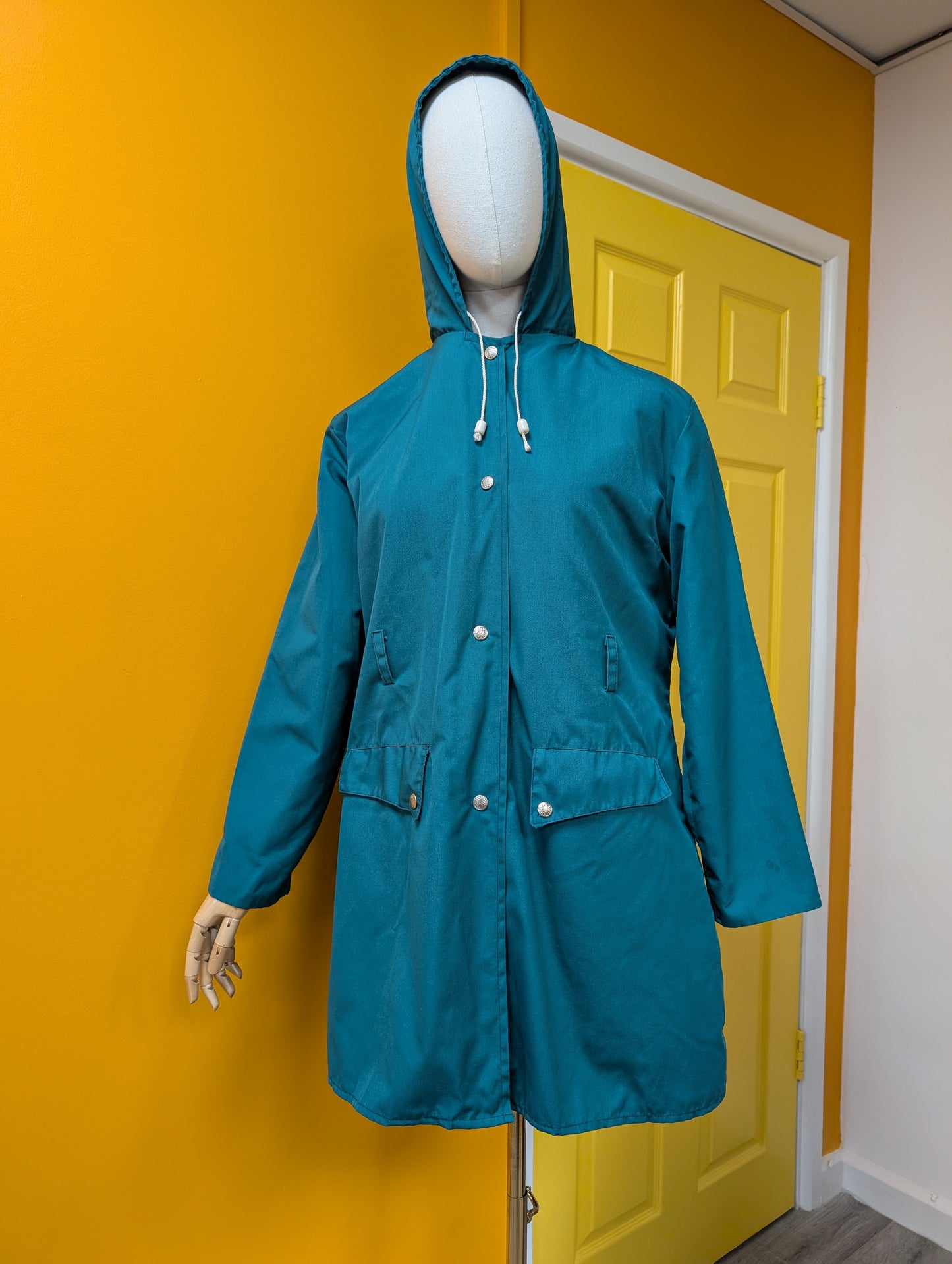 1970s green anorak with red fleece lining - S