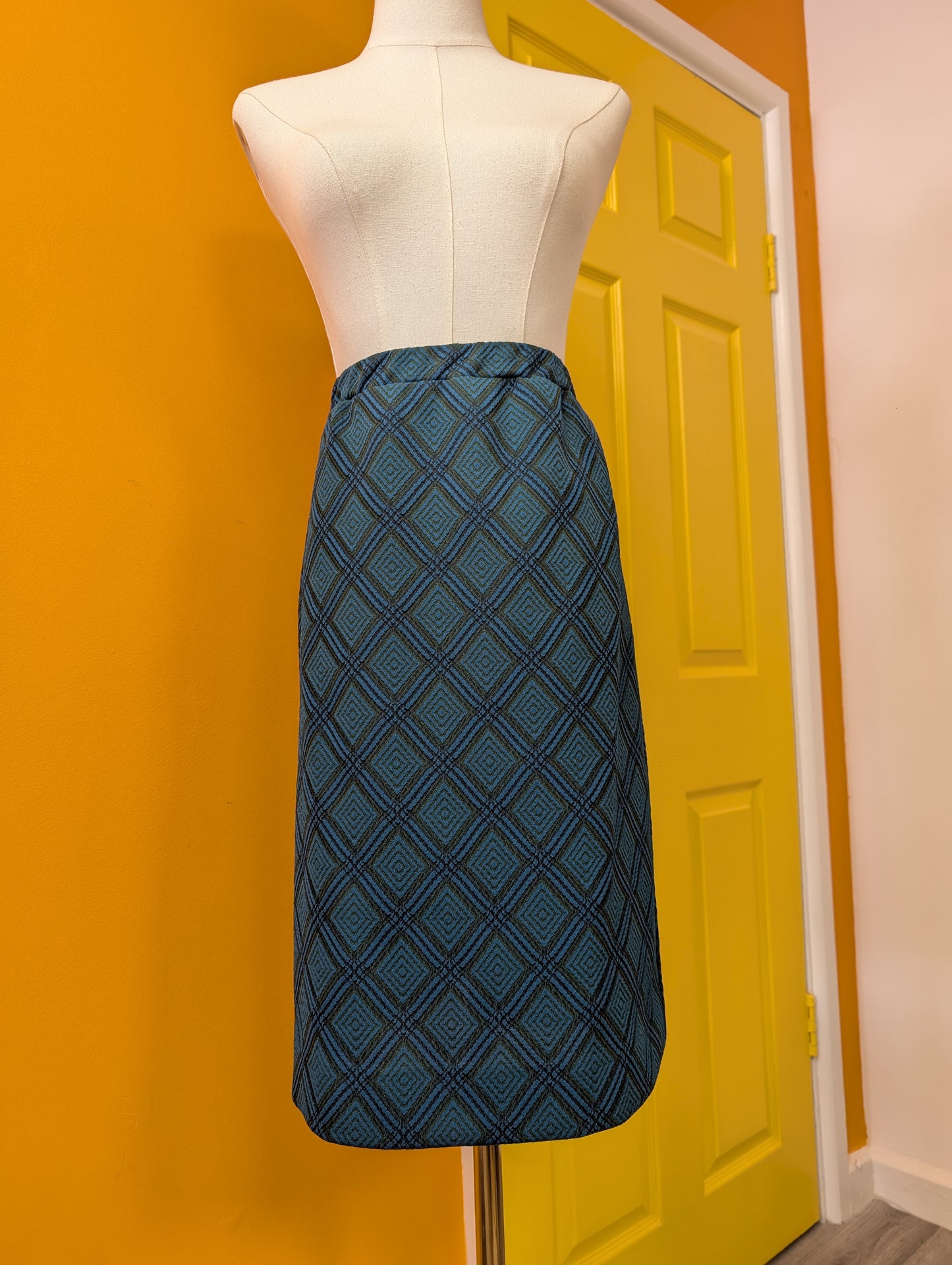 1960s Heathnit crimplene skirt suit - M/12