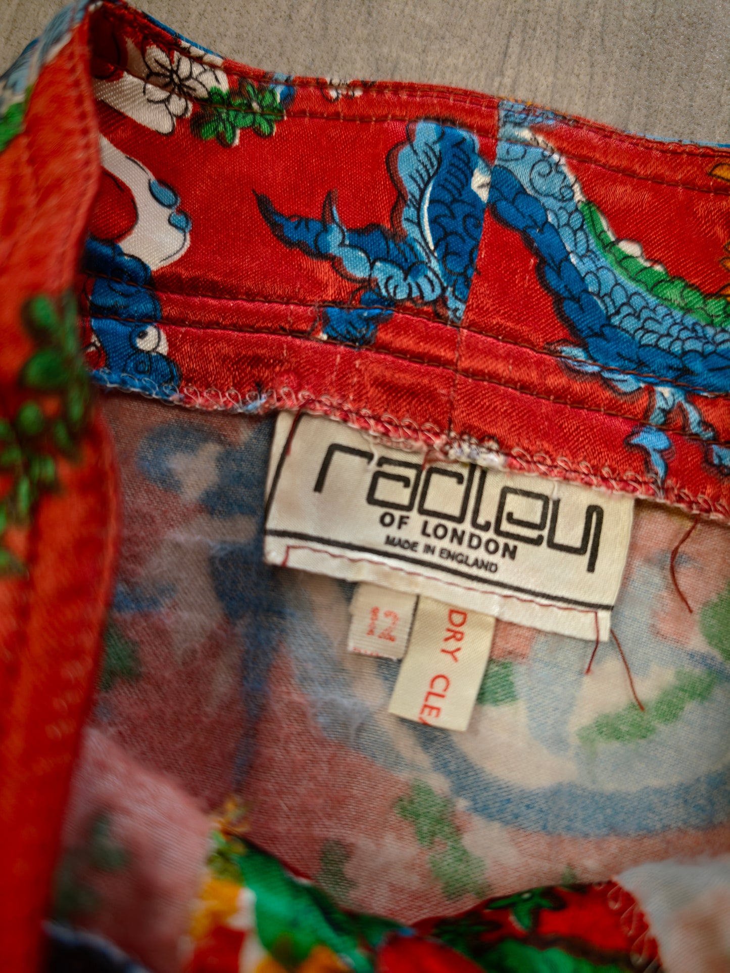 60s/70s Radley Chinese dragon print skirt - 24" waist
