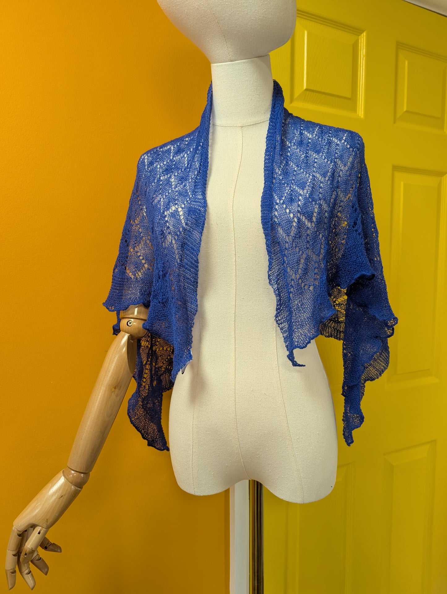 80s/90s Laura Ashley blue wool shawl/scarf