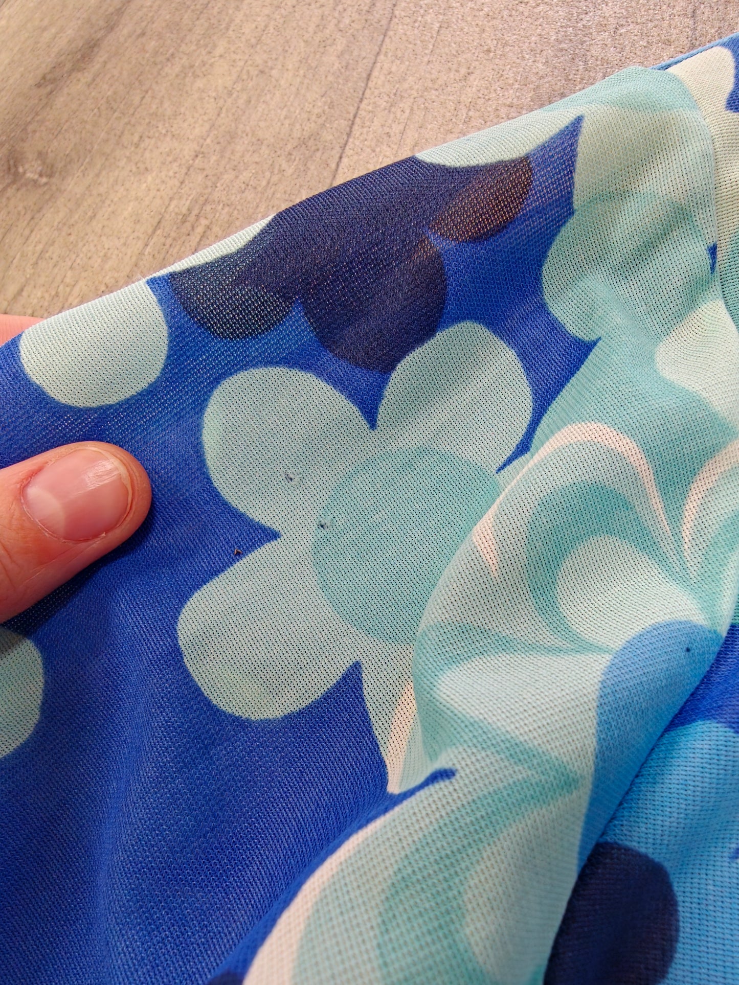 1970s blue flower power shirt - S
