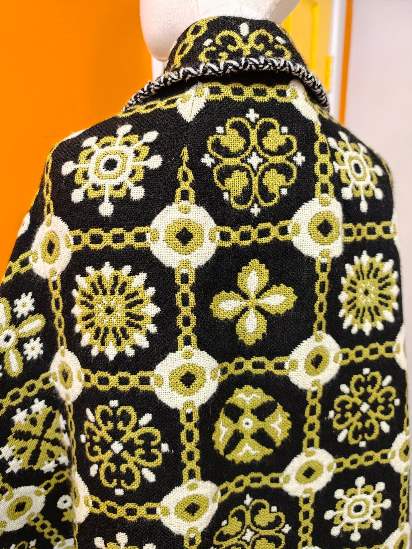 60s/70s green/black tapestry cape