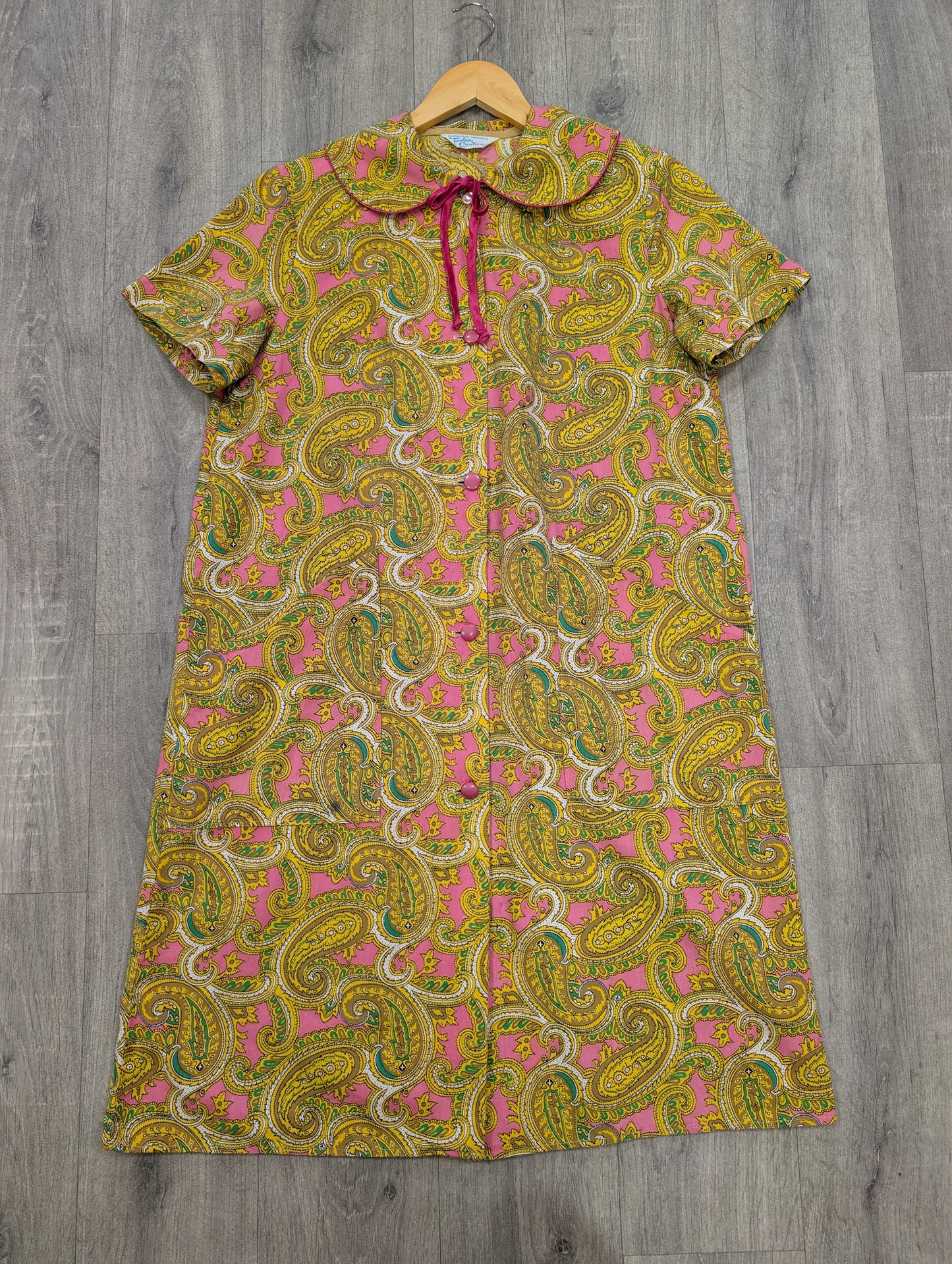 1960s A Fantasy Creation pink paisley cotton housecoat - M/L