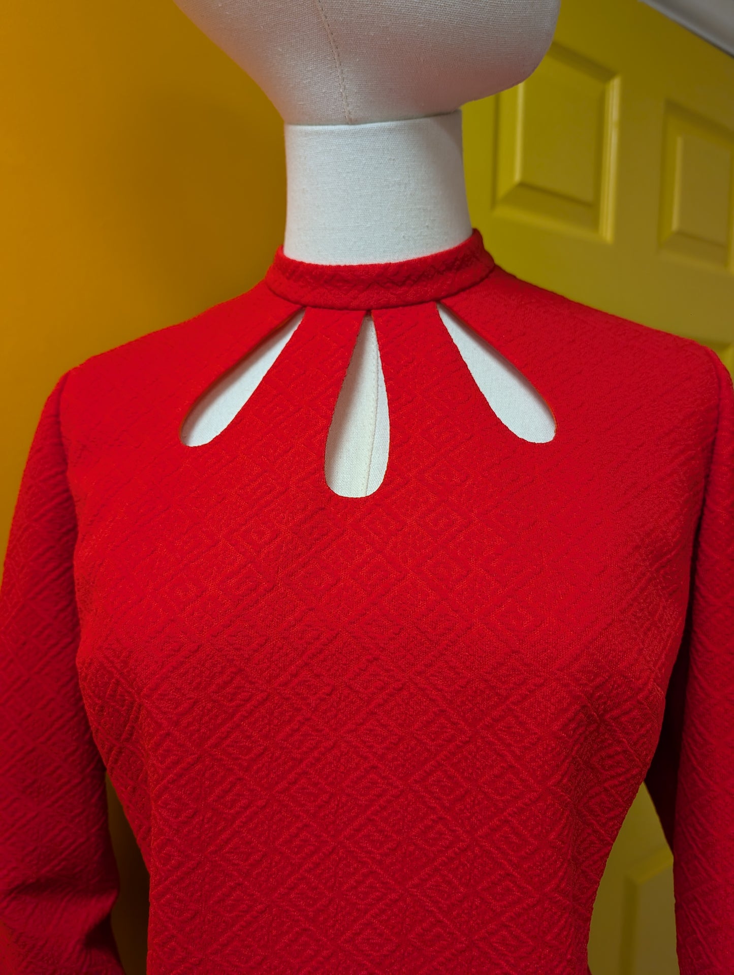 Red crimplene dress - L/16