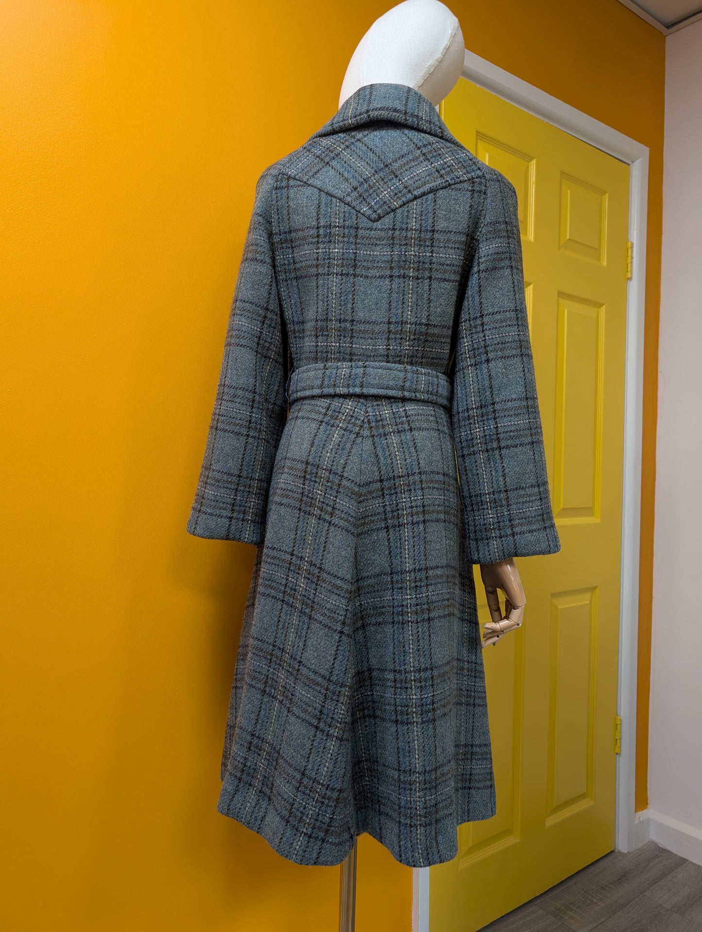 1970s wool blend coat, belt & scarf