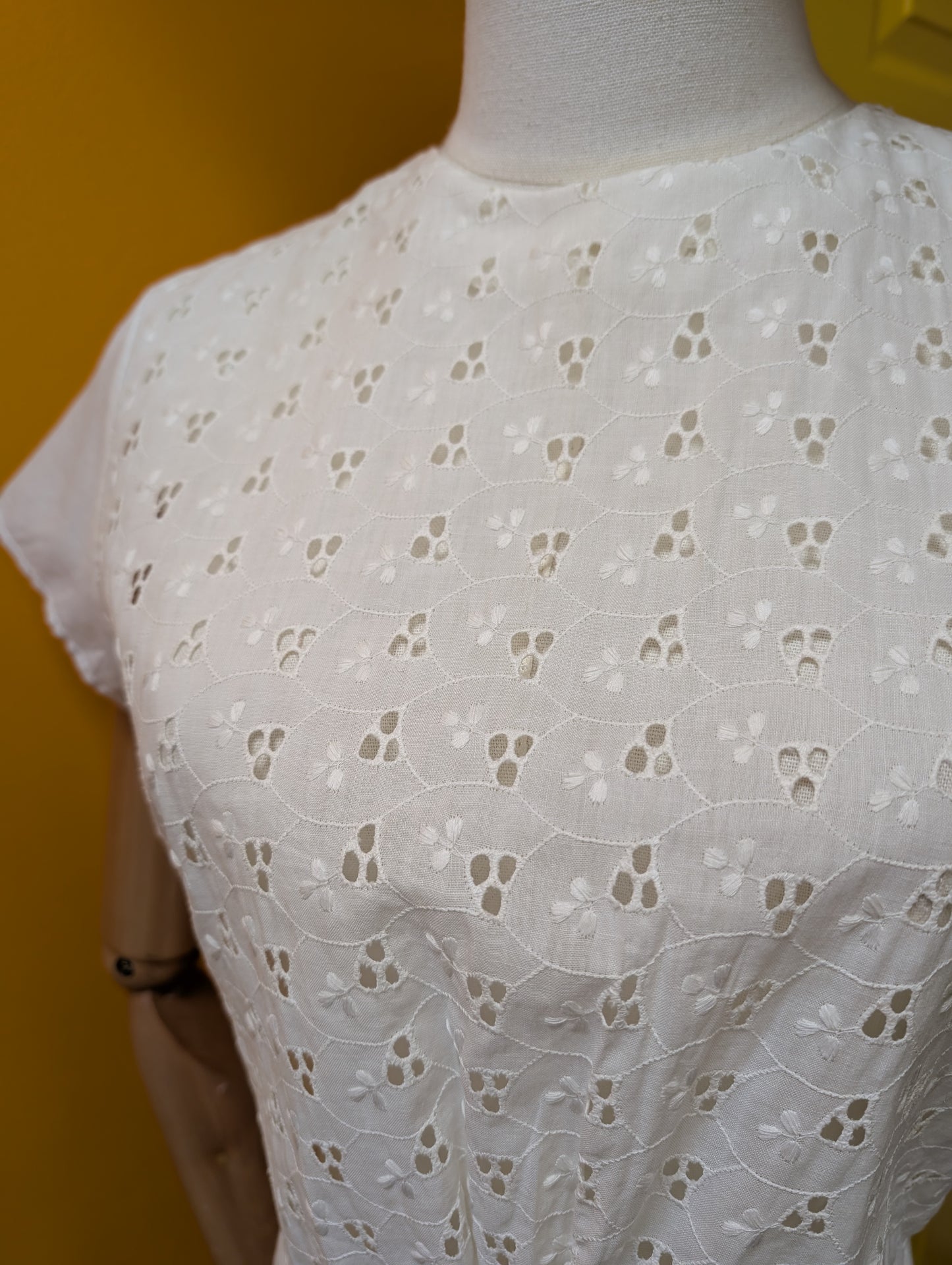 1960s white cotton broderie anglaise blouse - M/12/14