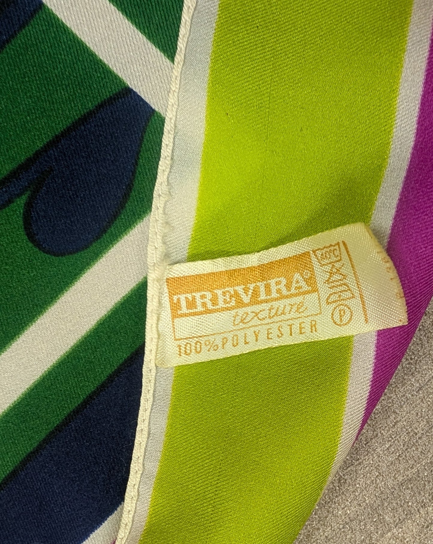 1970s psychedelic flower scarf