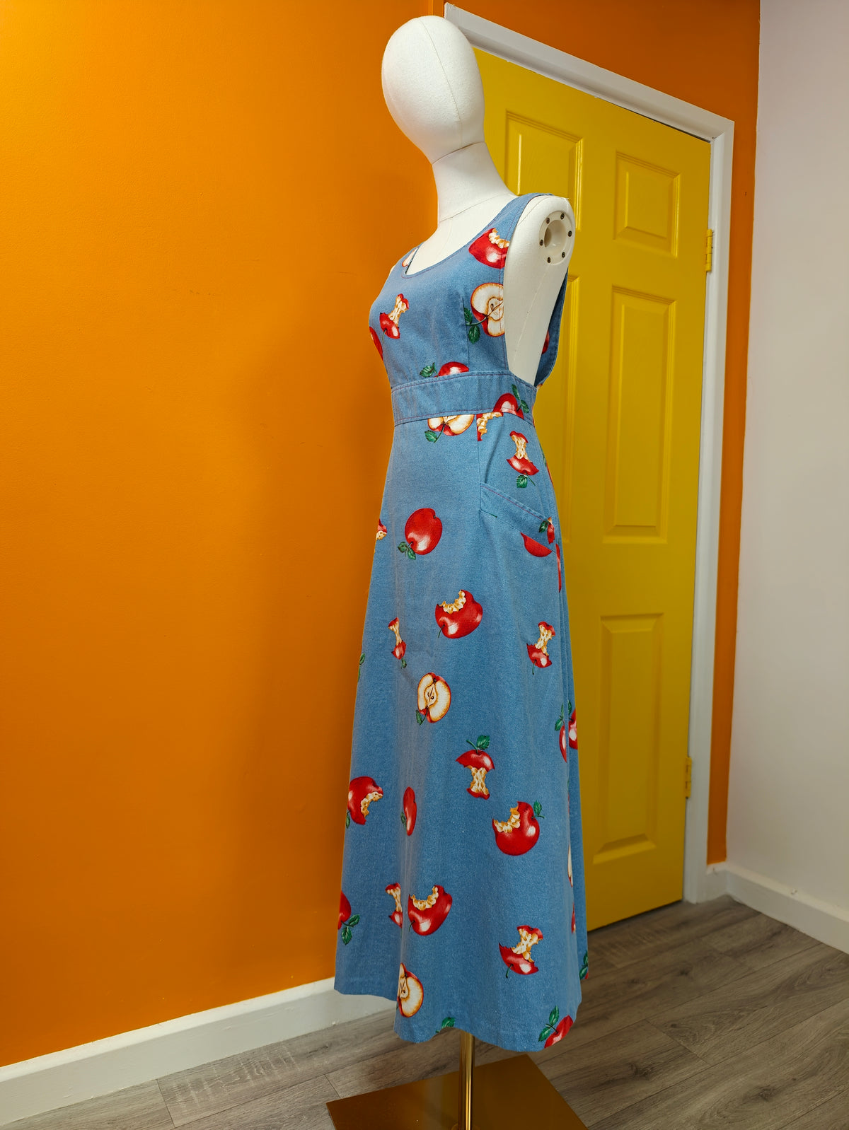 1970s Darling Hager apple print pinafore dress - M/12