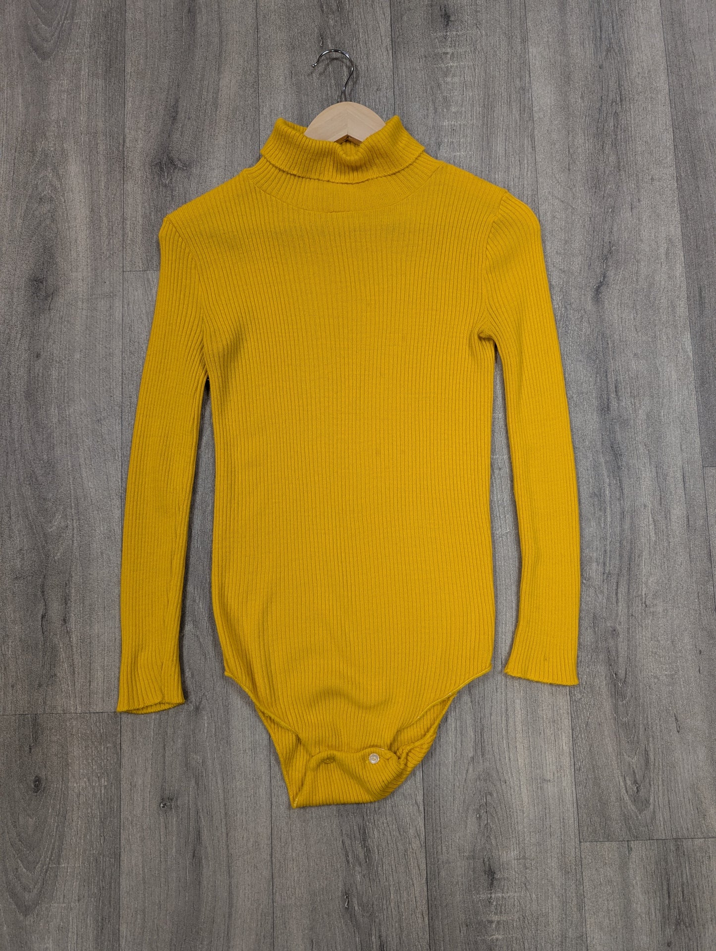 1970s Caroline yellow body top
