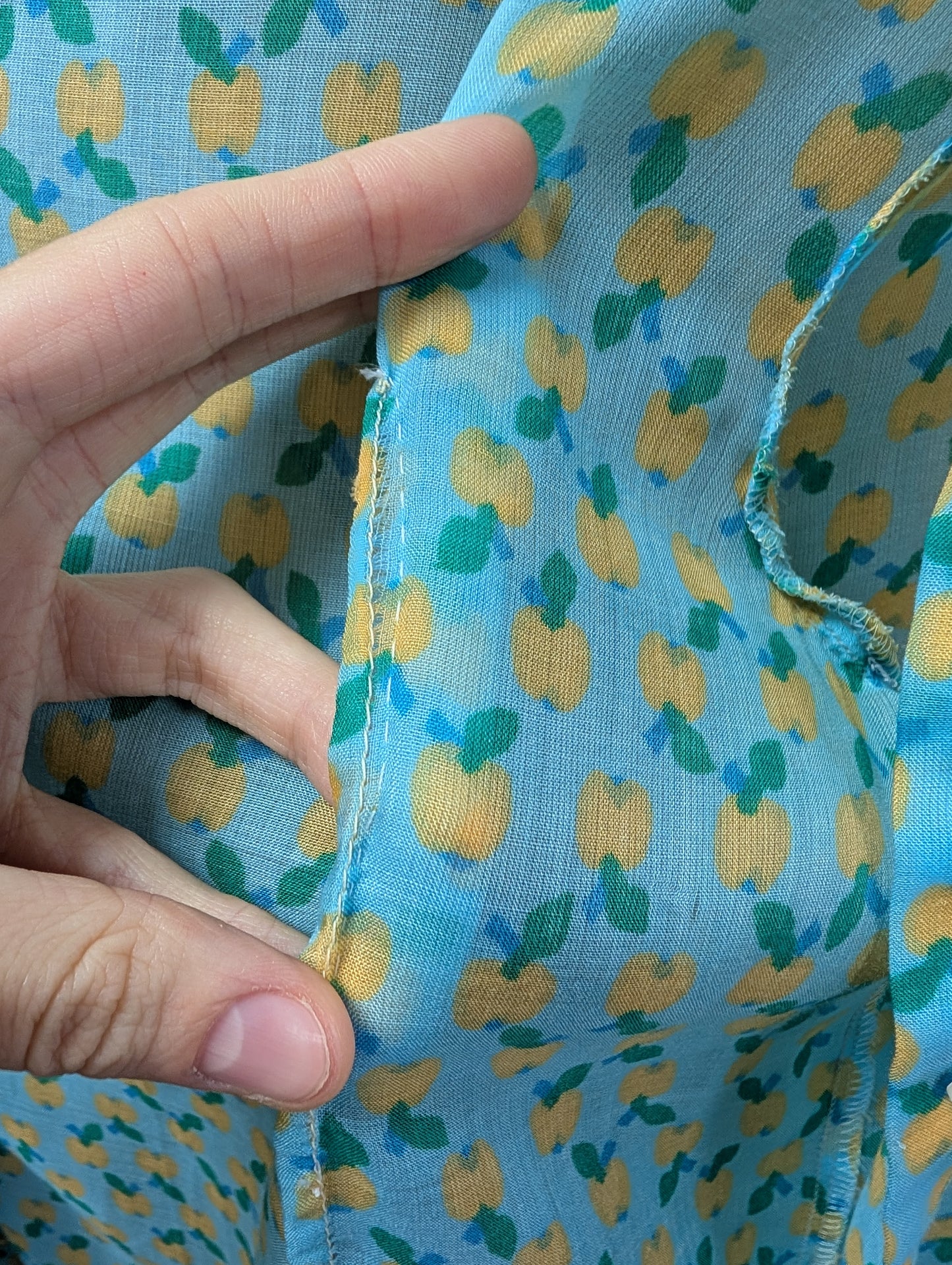 Gorgeous 1970s Sleeves London shirt - XS/S/6/8