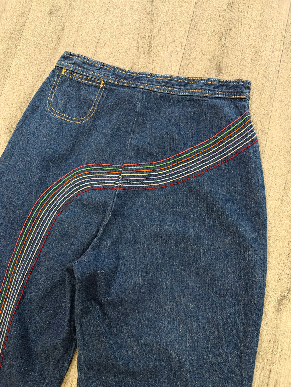 Iconic 1970s Lee rainbow jeans - 28"W 35"L
