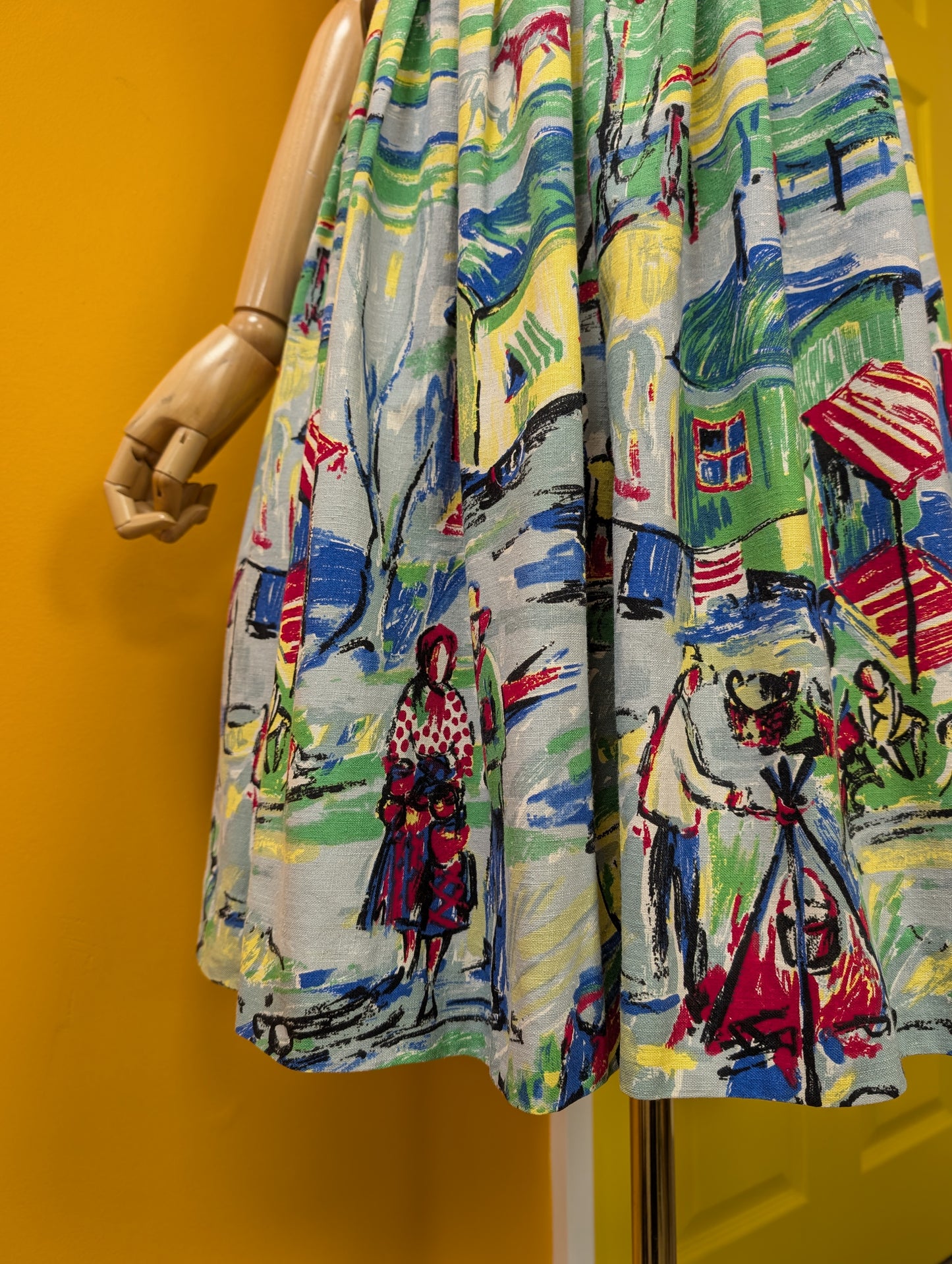 Gorgeous 1950s scenic novelty print cotton skirt - 26" waist