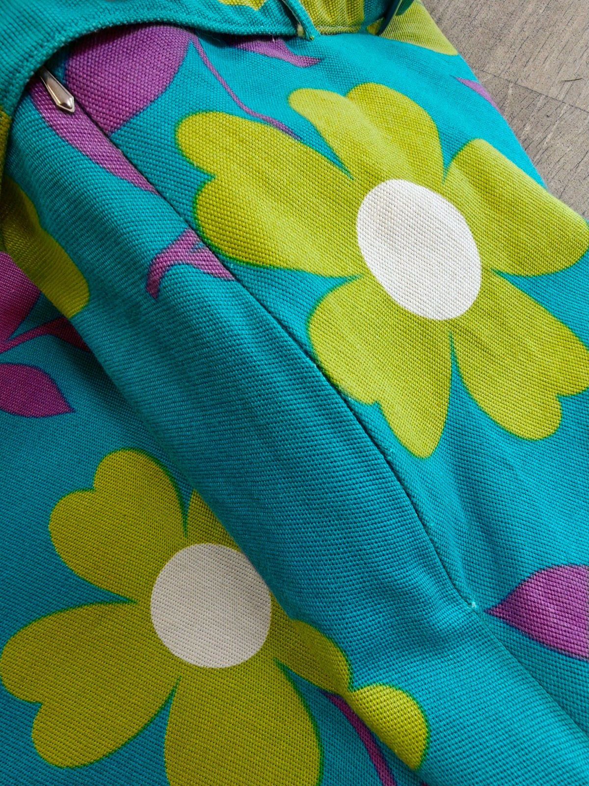 1960s flower power mini skirt with belt - 25" waist