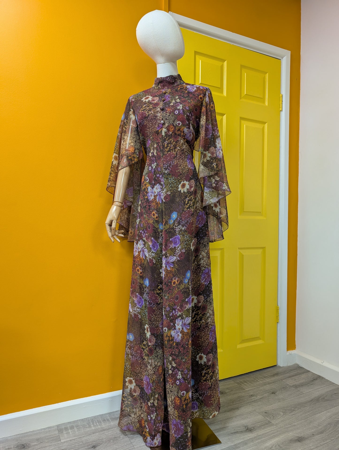 1970s Karida floral maxi dress - M/12