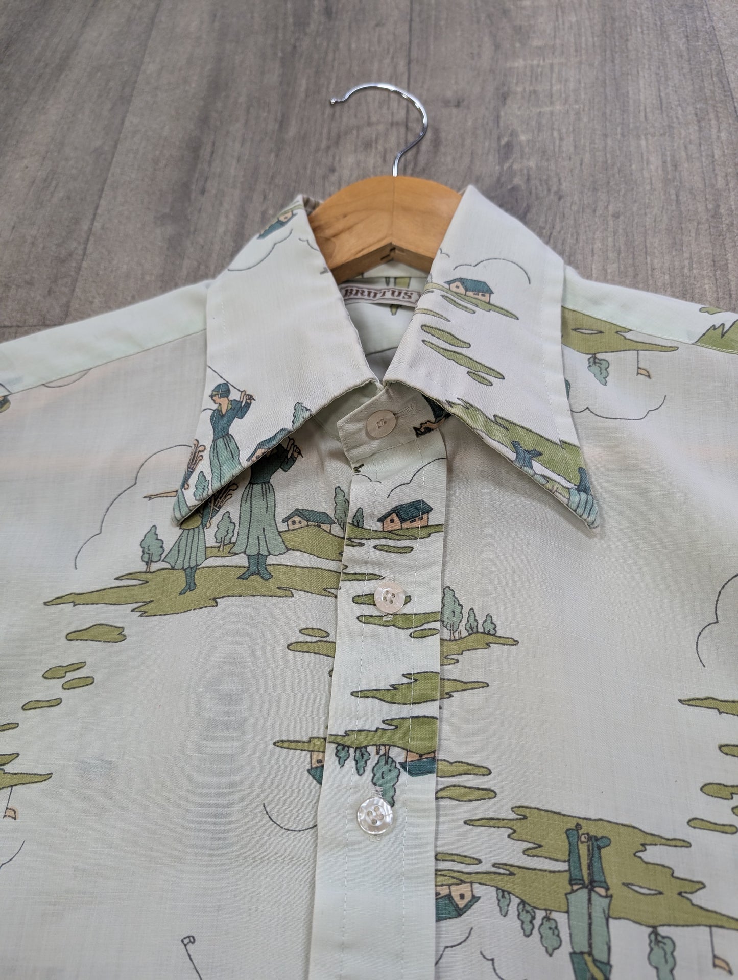 1970s Brutus novelty Art Deco golf print dagger collar shirt