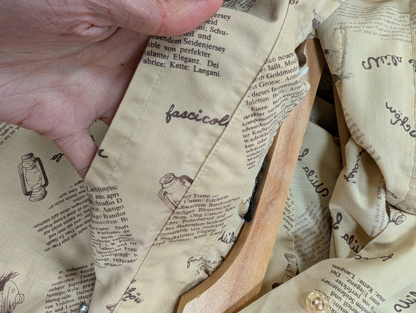 1970s Bud Berma novelty print shirt