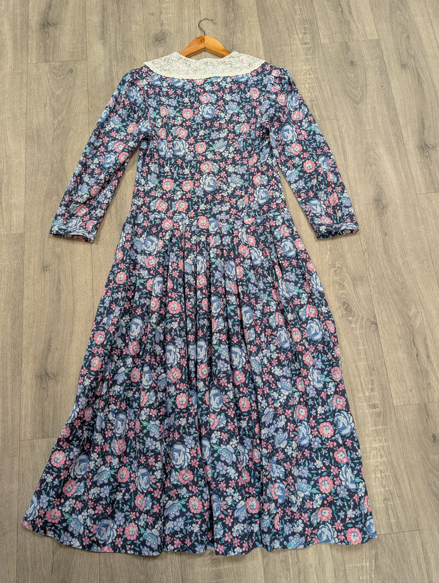 1980s Laura Ashley blue floral lace collar dress - S/10