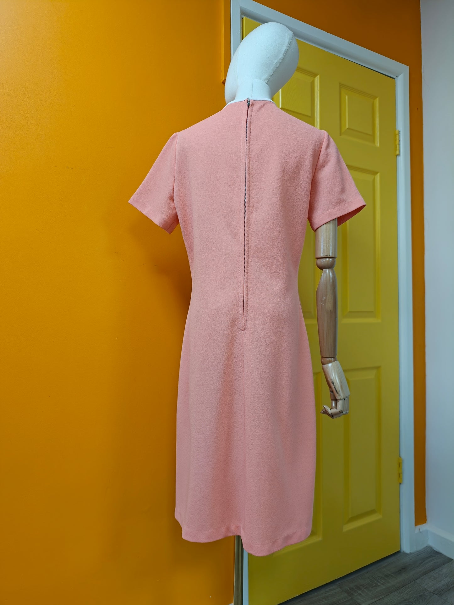 1960s pink & white crimplene dress - L/16