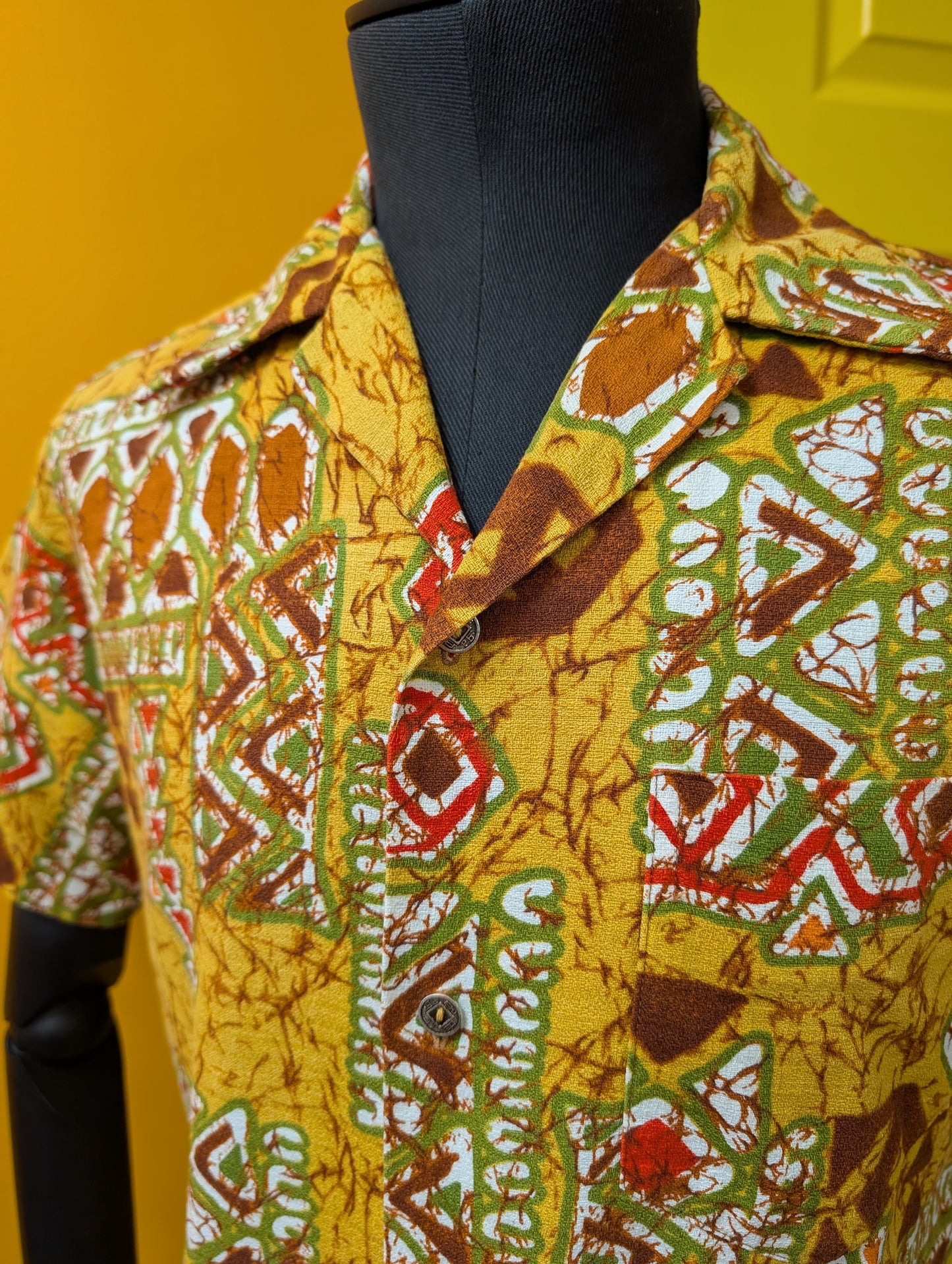 60s/70s Hawaiian shirt