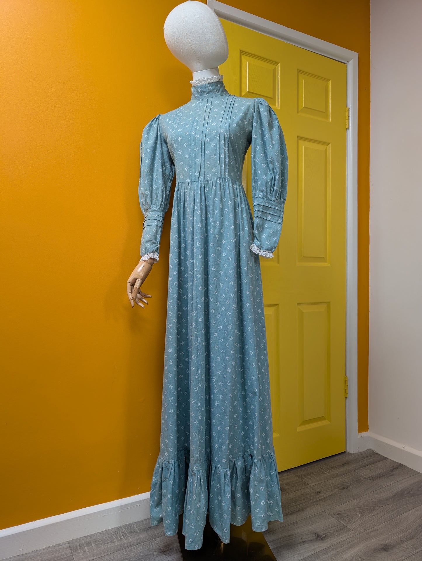 1970s Laura Ashley made in Wales green maxi dress - S/M/10/12