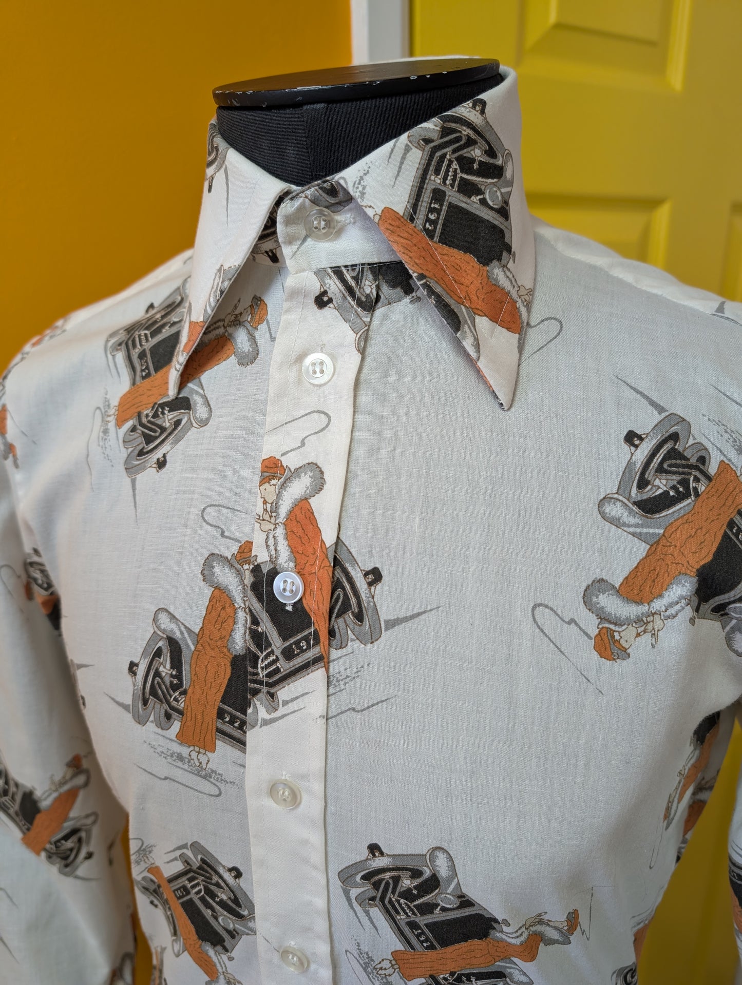 1970s Dickens novelty Art Deco print shirt