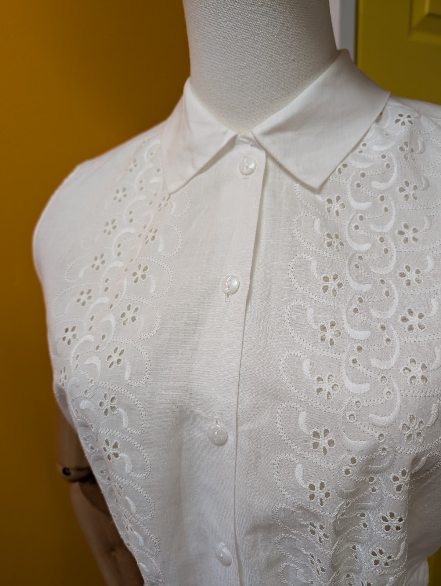 50s/60s white cotton broderie anglaise top - S/8/10