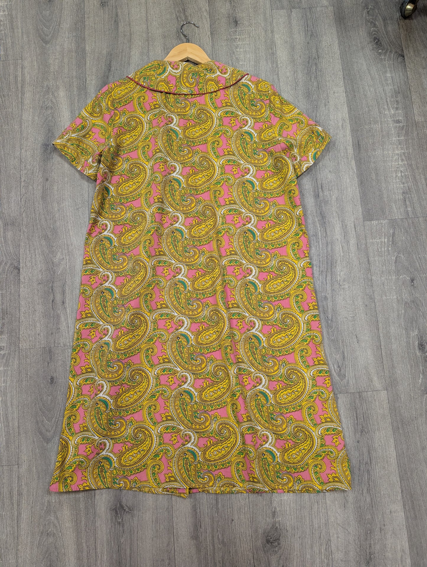 1960s A Fantasy Creation pink paisley cotton housecoat - M/L