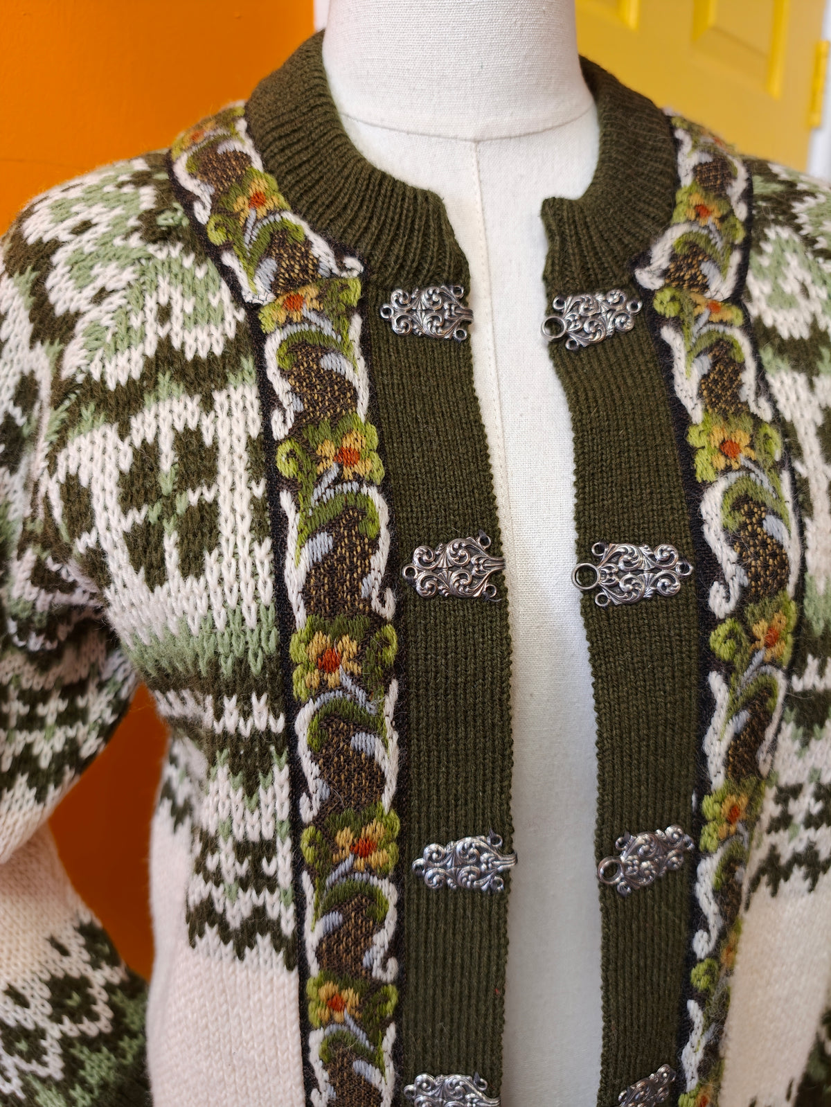 Norwegian green wool cardigan - S