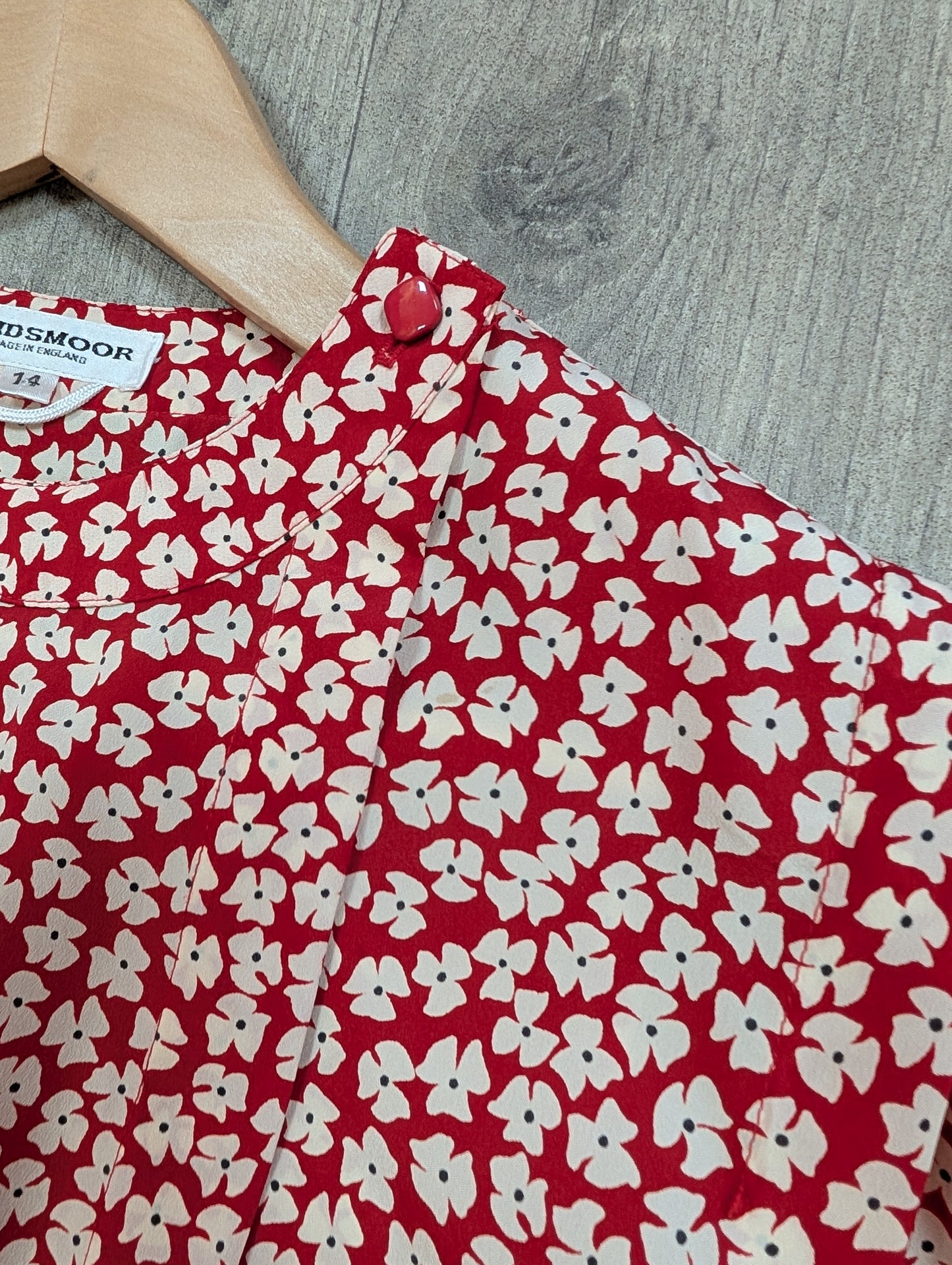 1980s Windsmoor red floral blouse with scarf - S/M