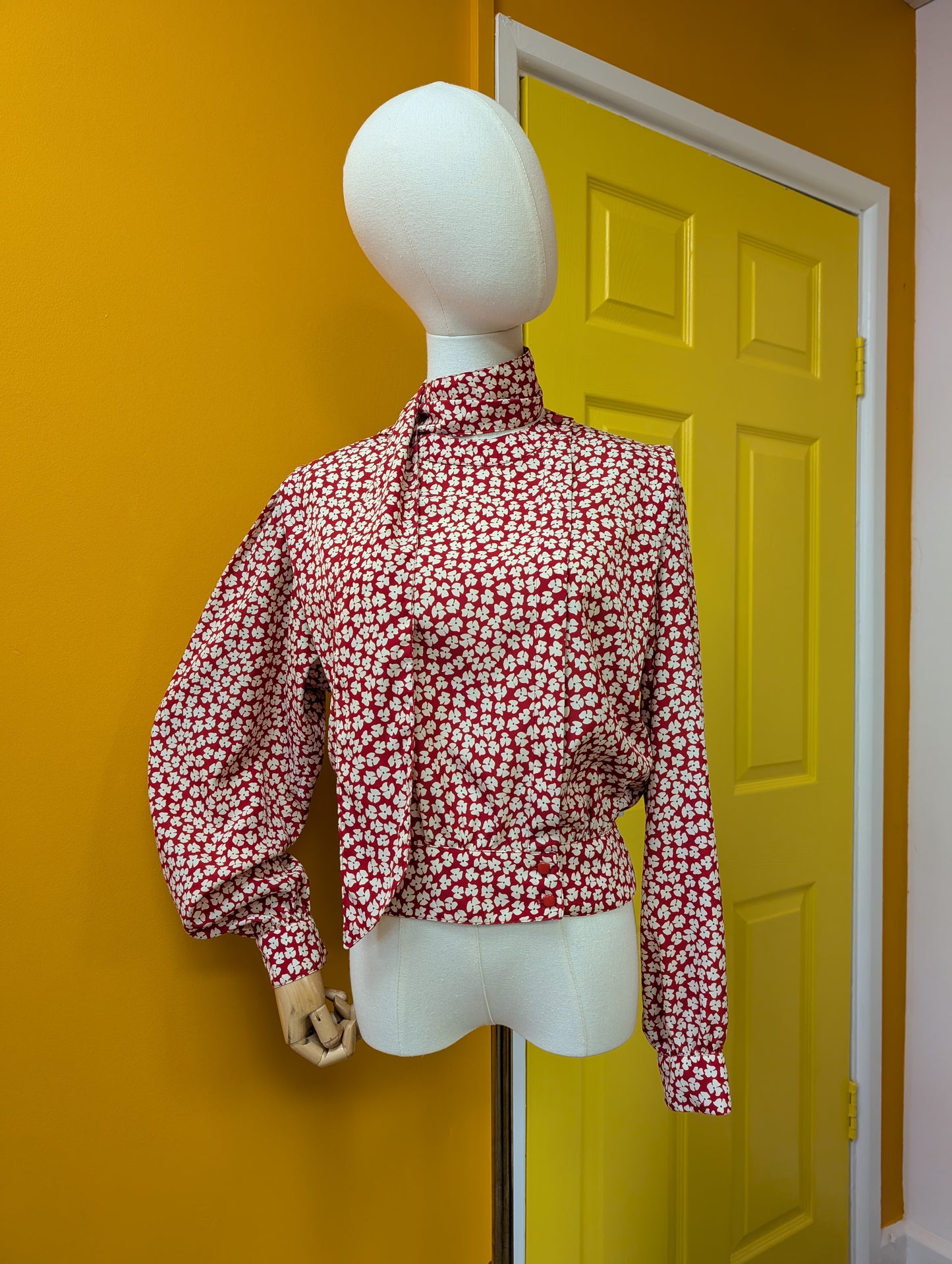 1980s Windsmoor red floral blouse with scarf - S/M