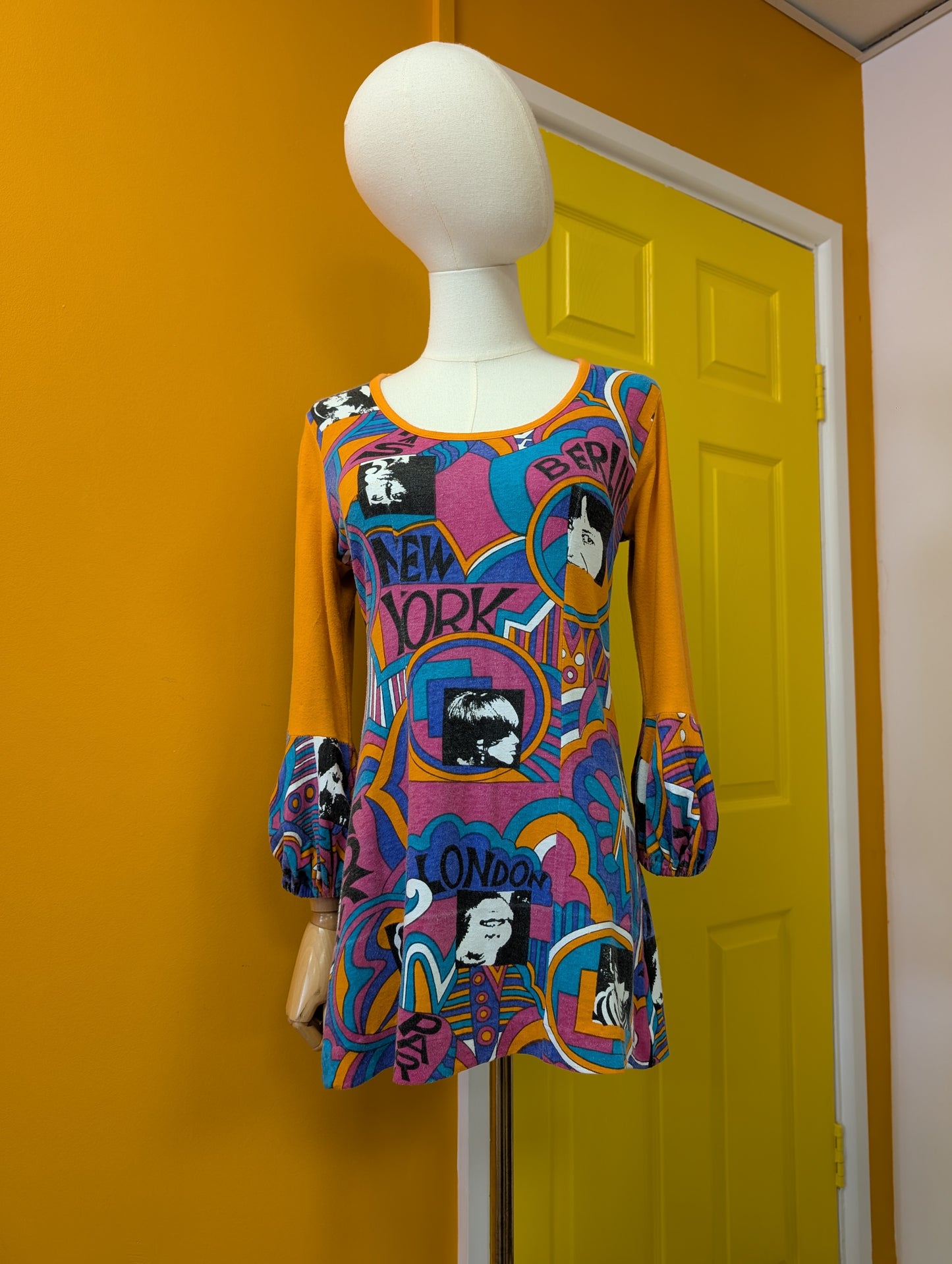 1970s Fasching Karneval novelty print cotton mini dress - XS/S