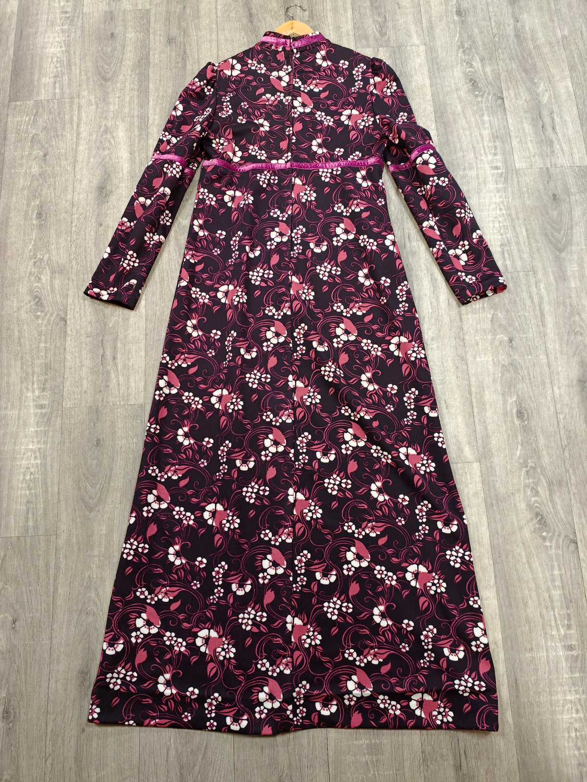 1970s floral maxi dress with velvet trim - M/12