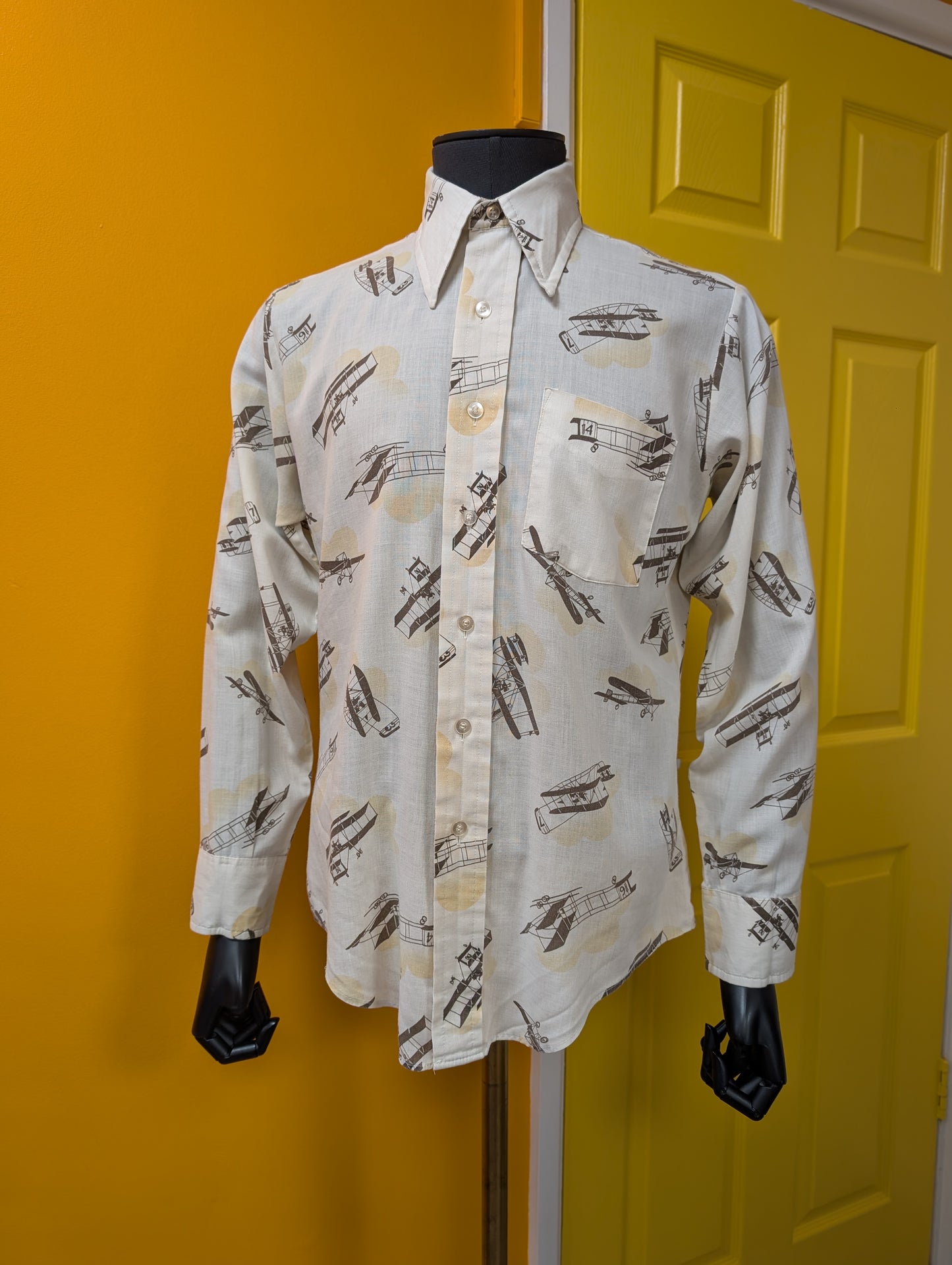1970s Grants novelty aeroplane print dagger collar shirt