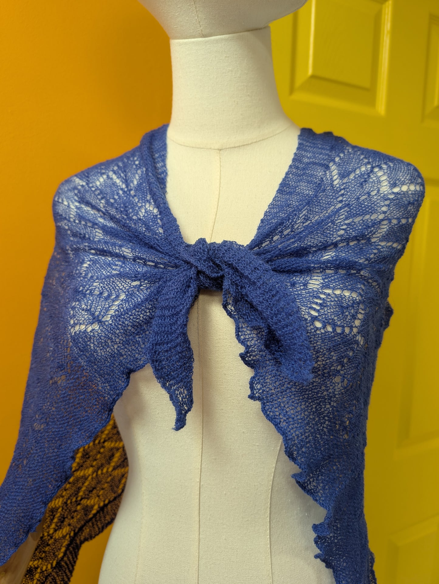80s/90s Laura Ashley blue wool shawl/scarf