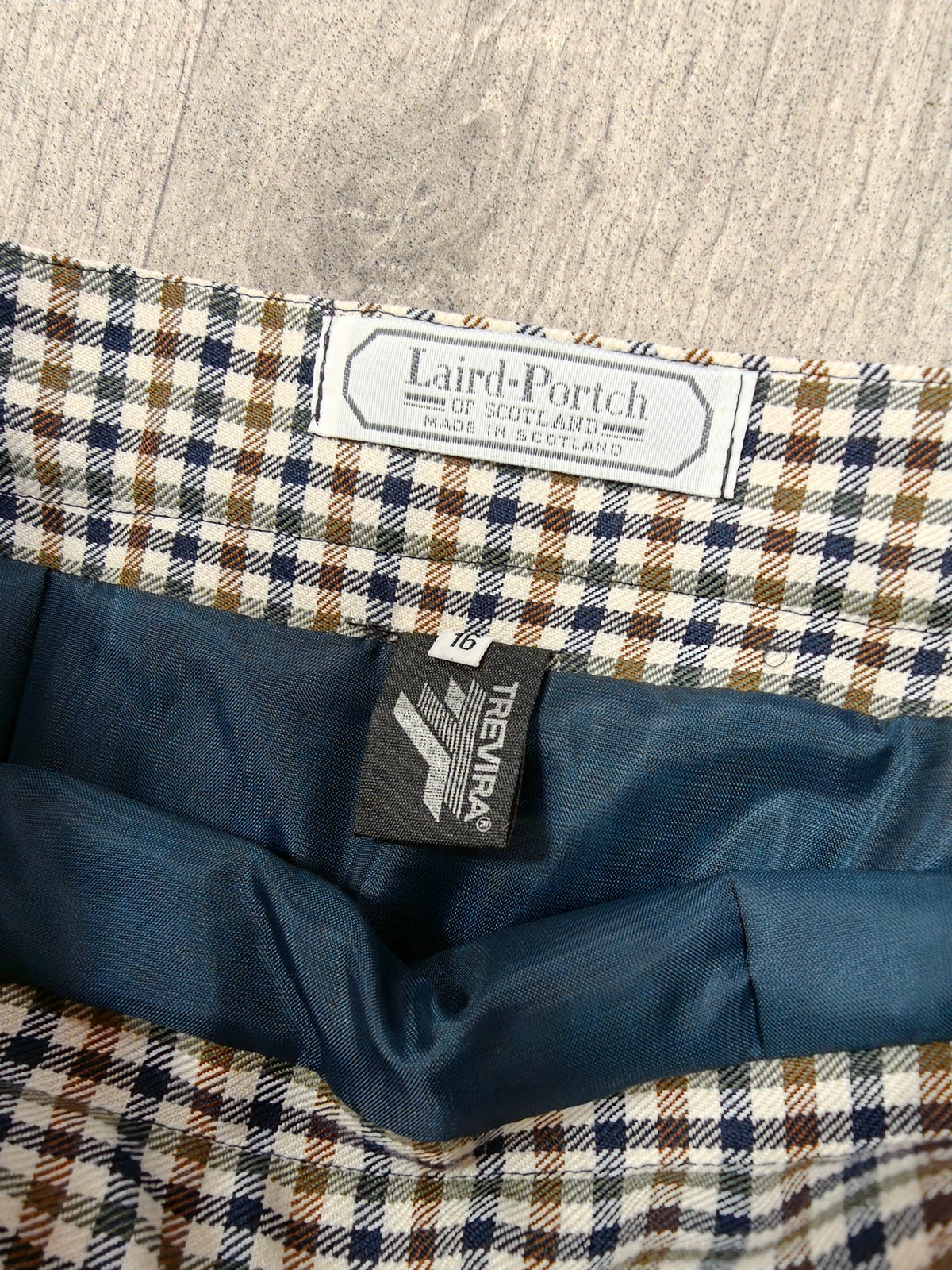 1980s Laird Portch check wool blend skirt - 30" waist