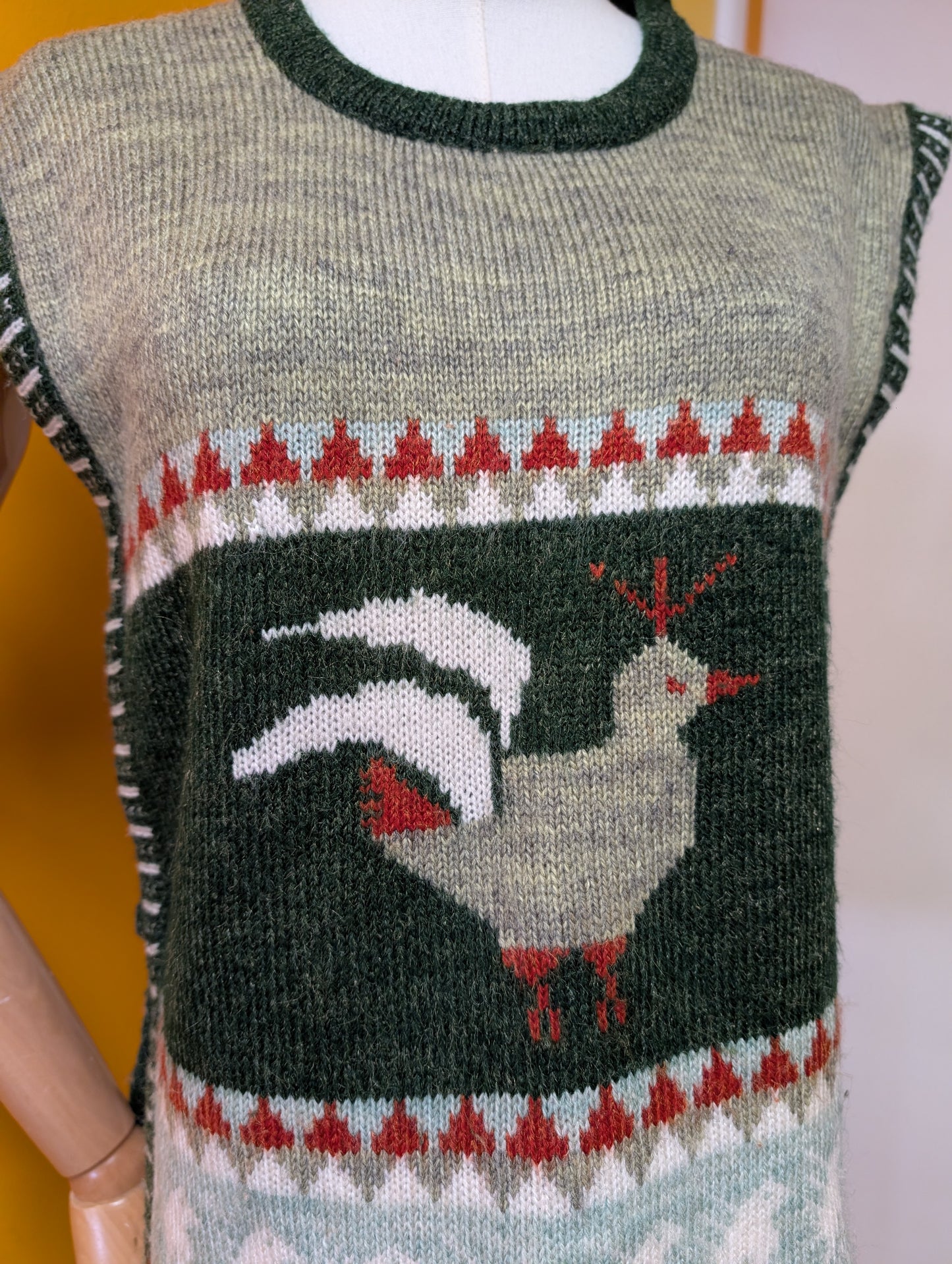 1970s Debenhams novelty acrylic tabard