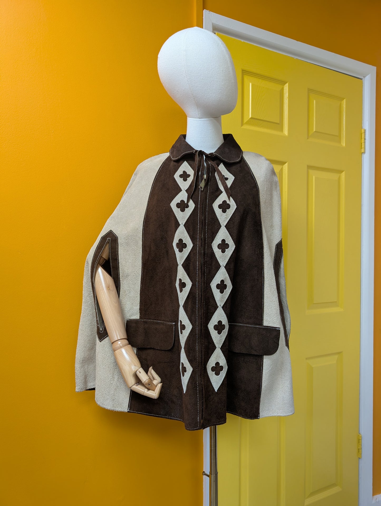 60s/70s Mexican suede cape