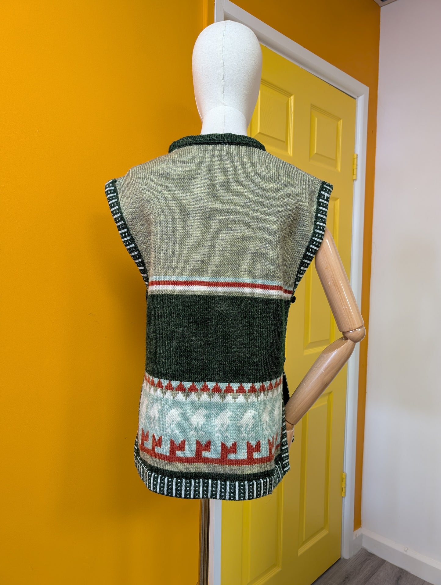 1970s Debenhams novelty acrylic tabard