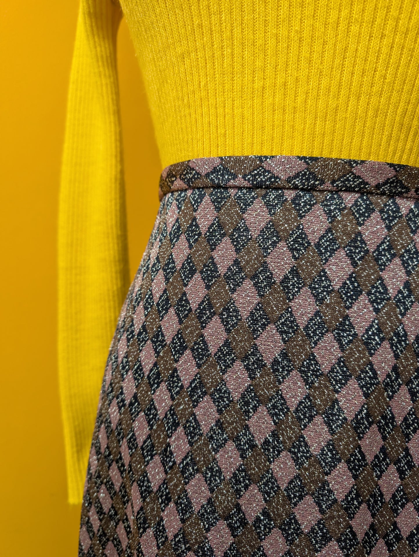 1970s Dereta gold lurex maxi skirt - 29" waist