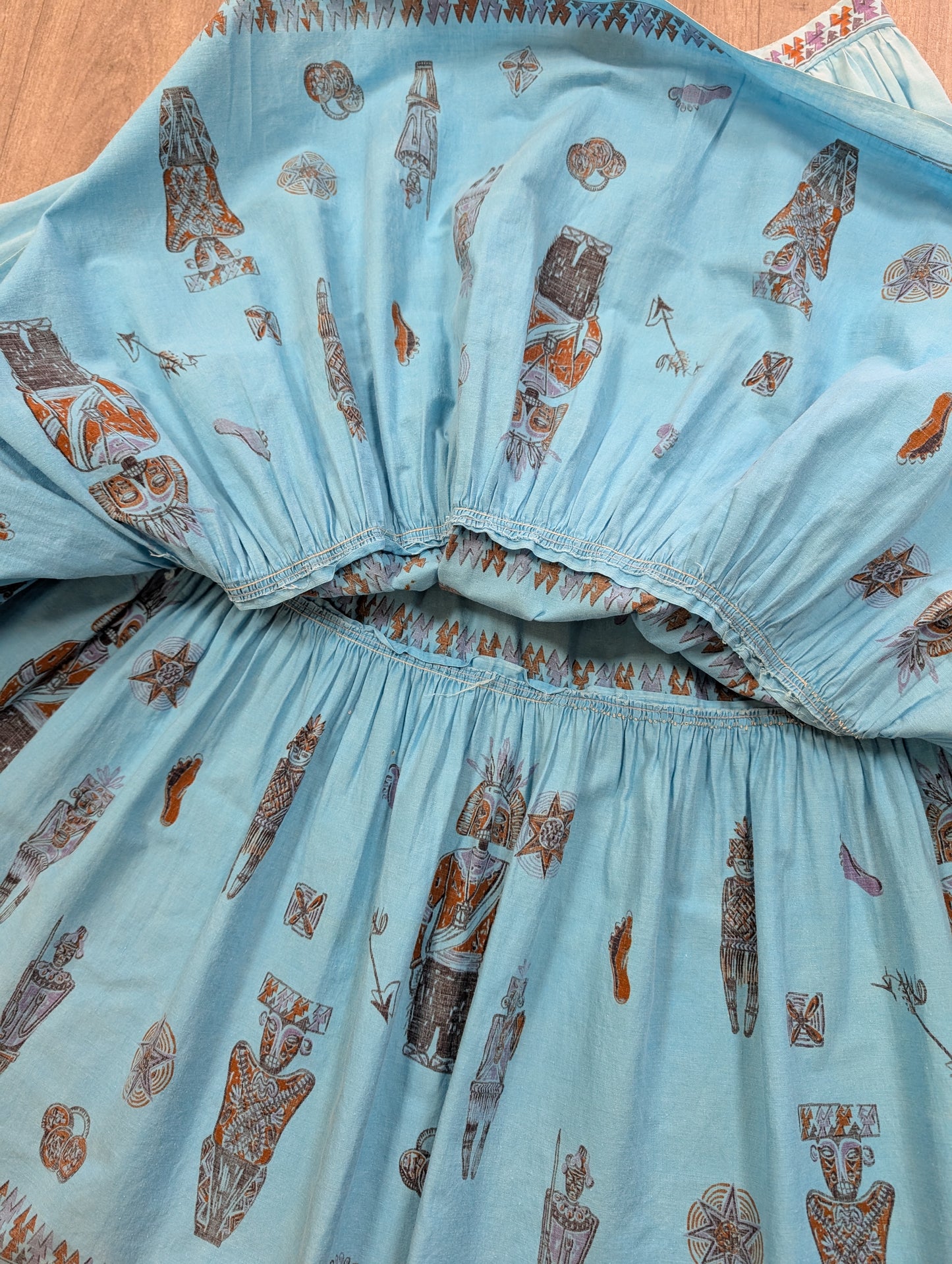 1950s blue cotton tiered novelty tribal print skirt - 23"/24" waist