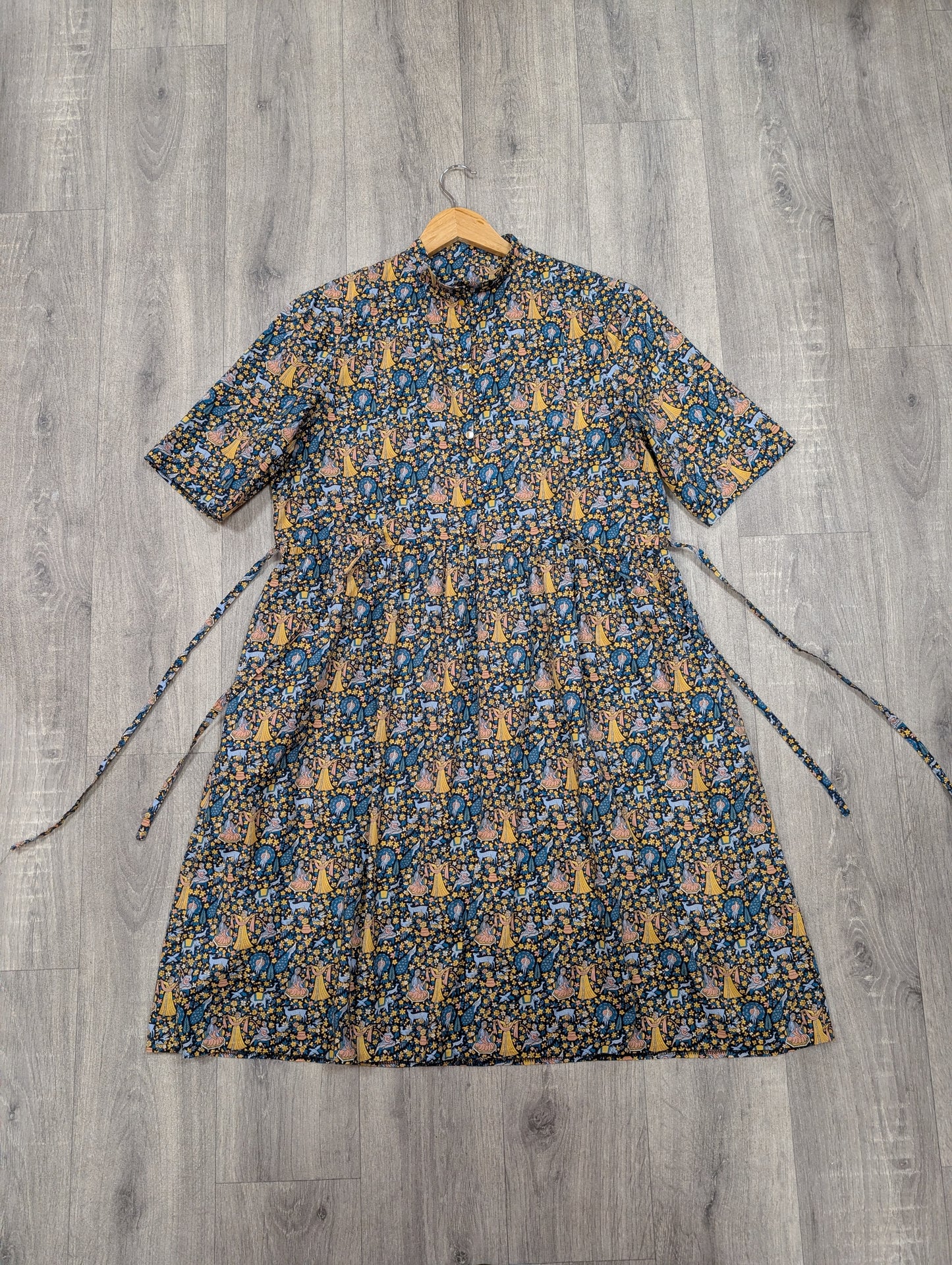 Liberty 'Dancing Ladies' print dress - M/L