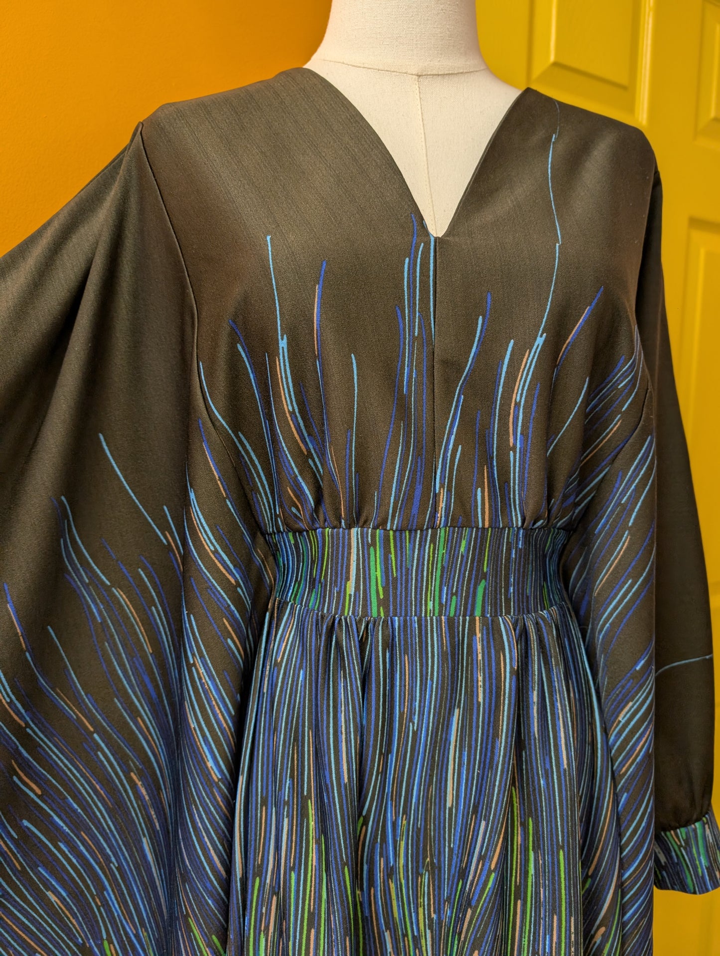 1970s kaftan dress
