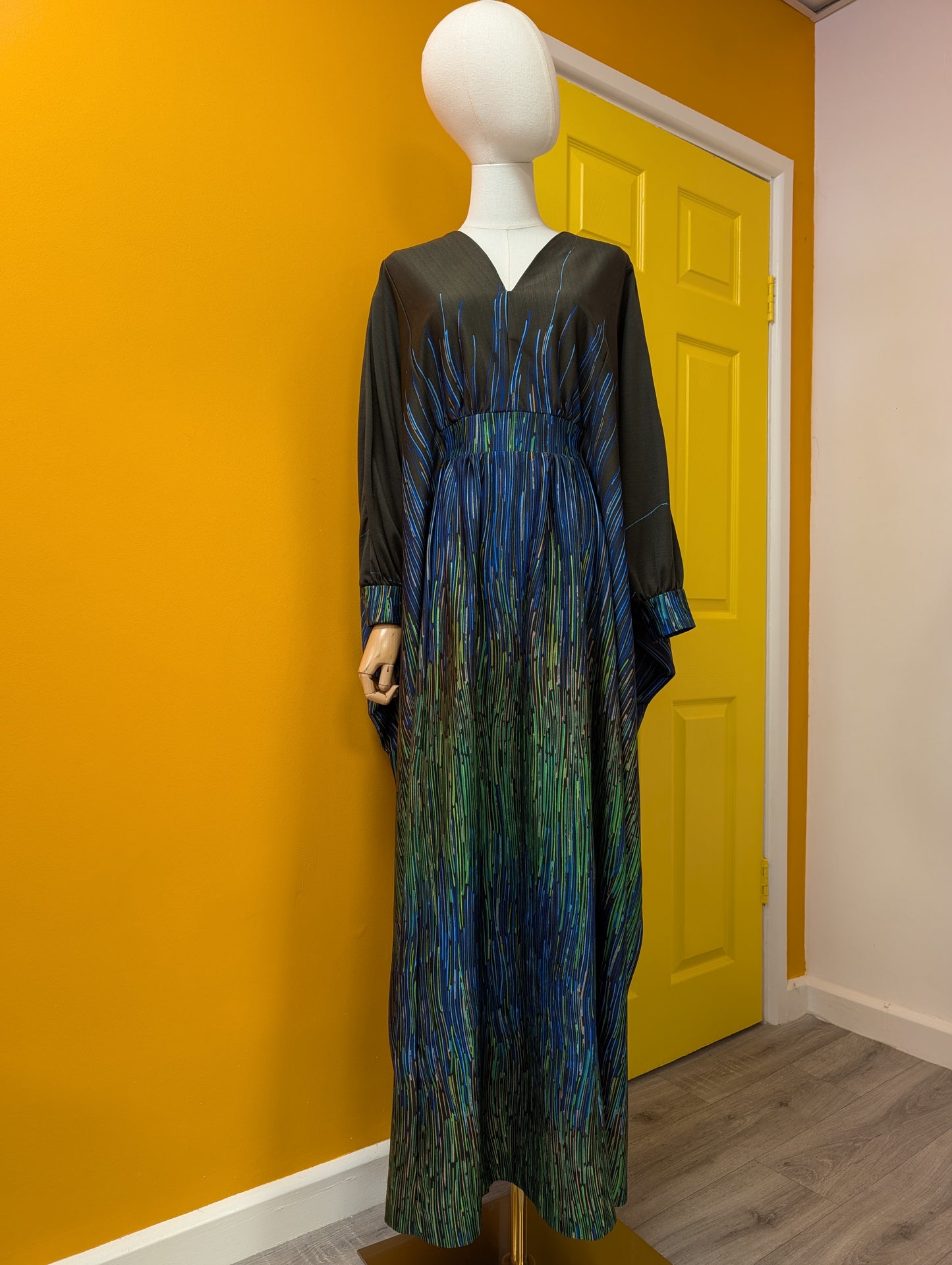 1970s kaftan dress