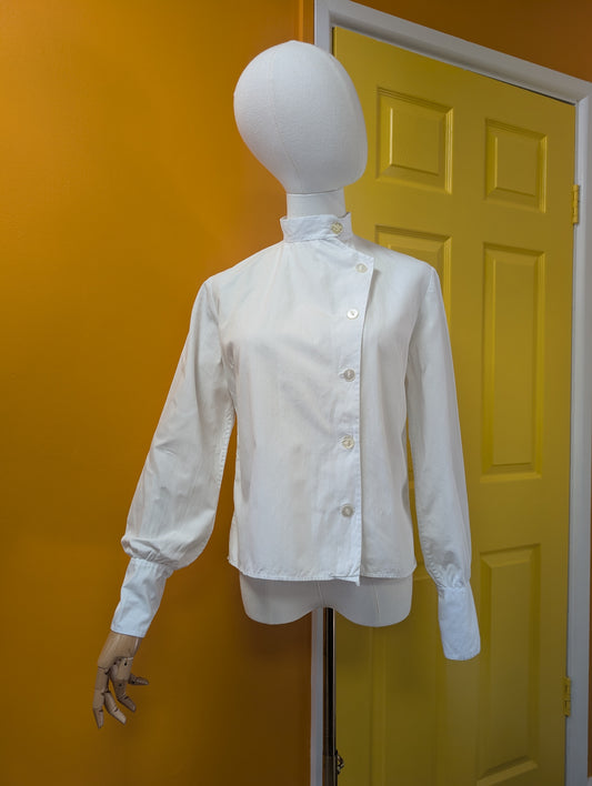 Asymmetrical button up white cotton shirt - S