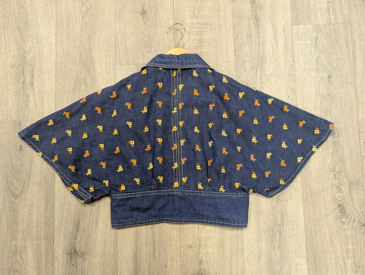 1970s embroidered denim cropped shirt - S