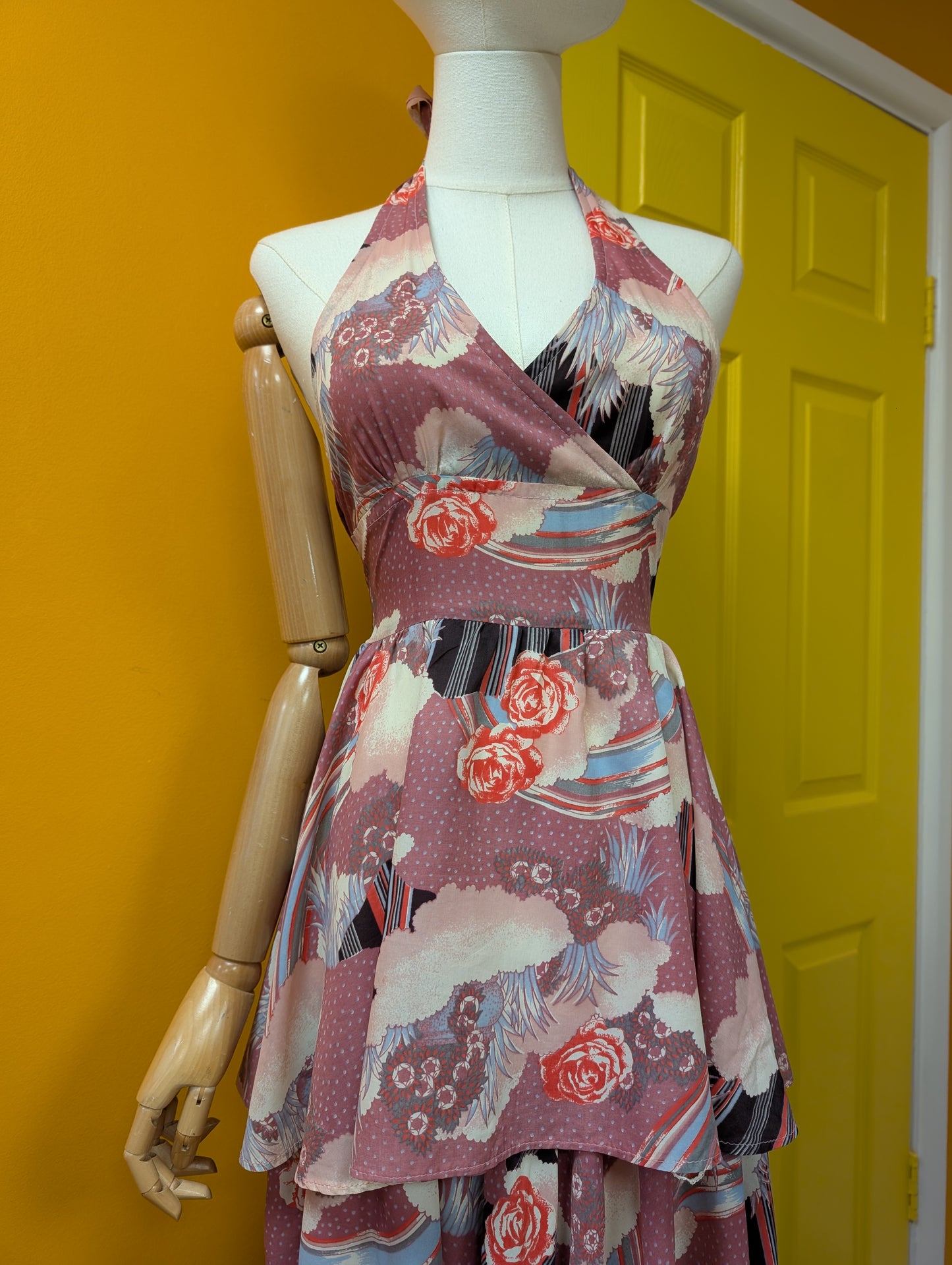 1970s halter neck tiered maxi dress - XS/6