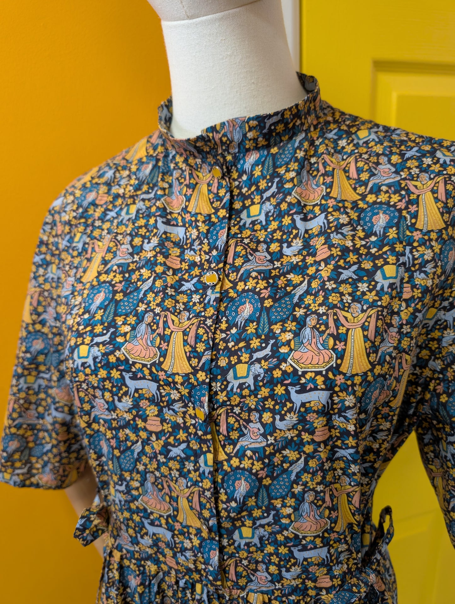 Liberty 'Dancing Ladies' print dress - M/L