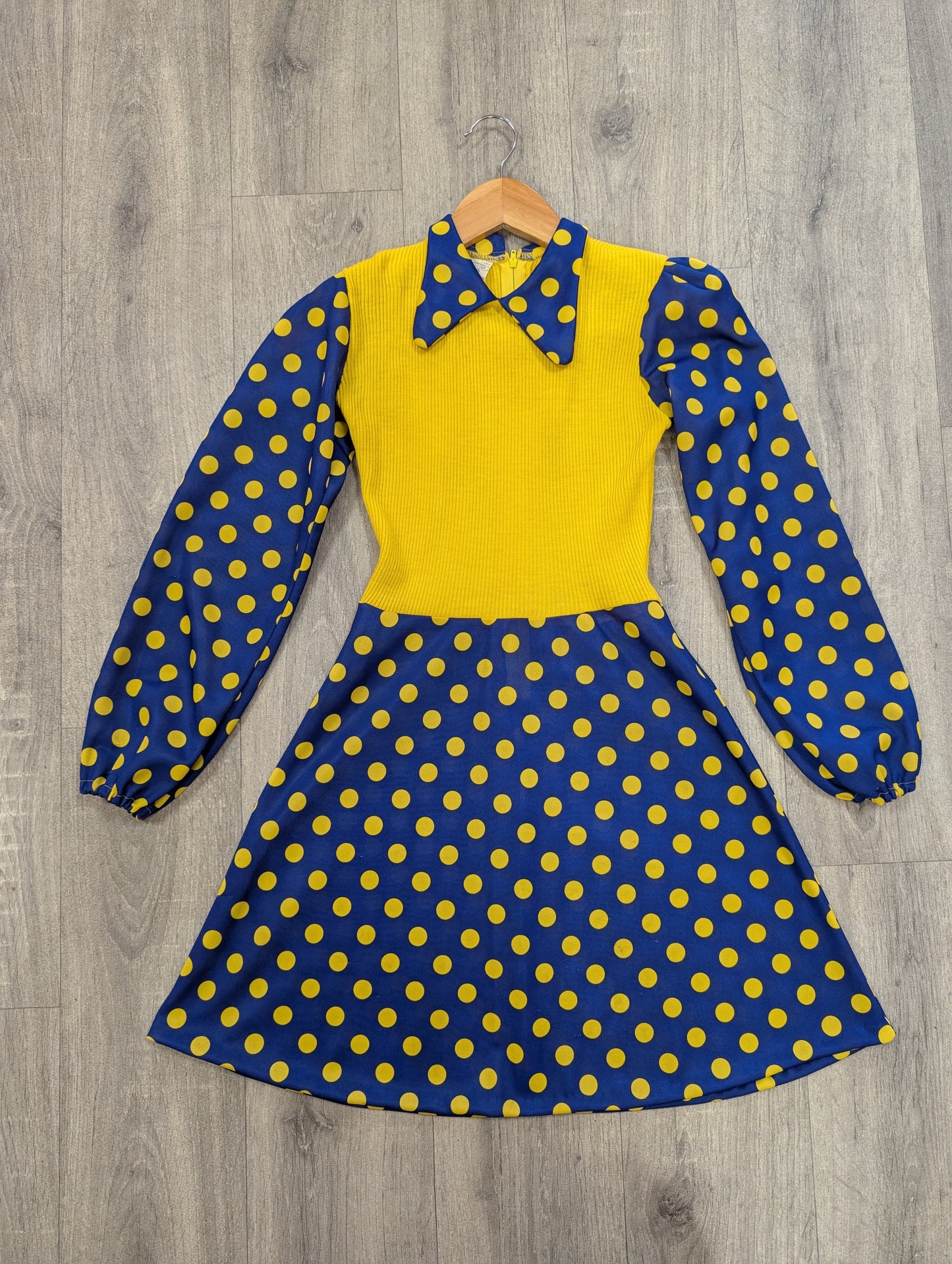 1970s navy blue/yellow spotty mini dress - XS/6