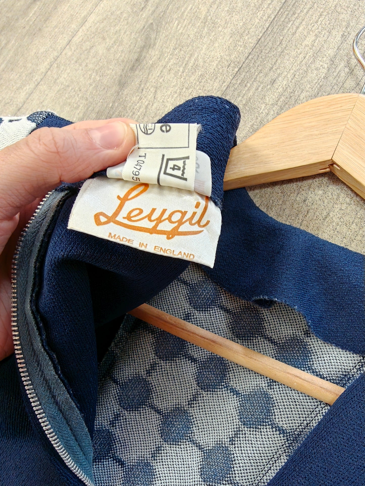 1960s Leygil navy blue crimplene dress - M/14